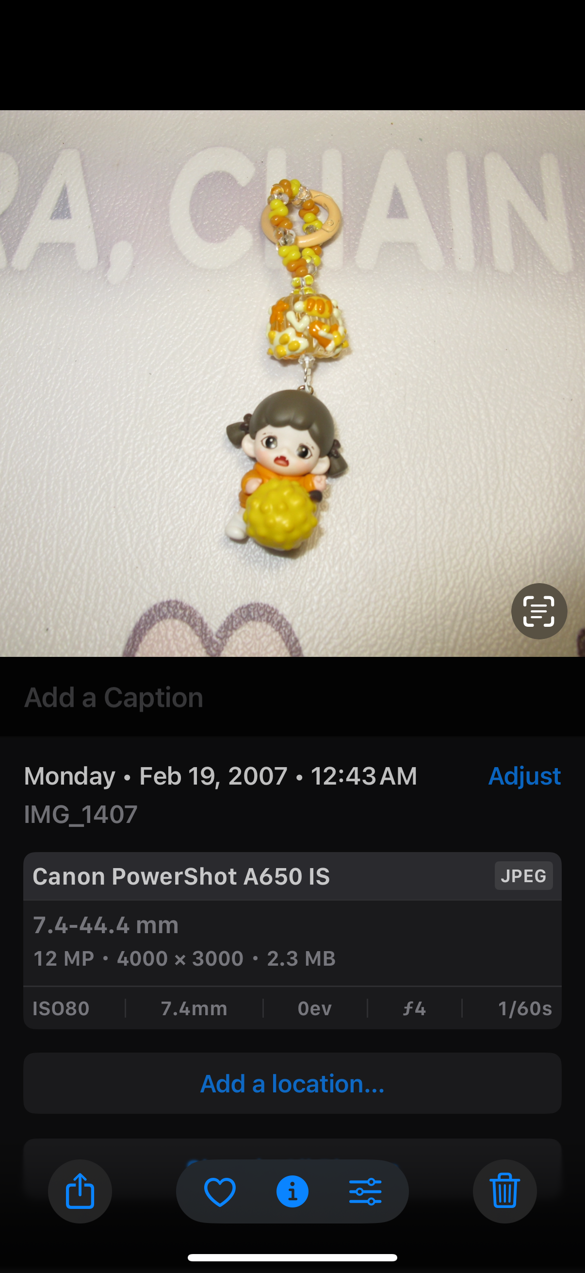Canon PowerShot A650 IS 12MP Compact Digital Camera Flip Screen!