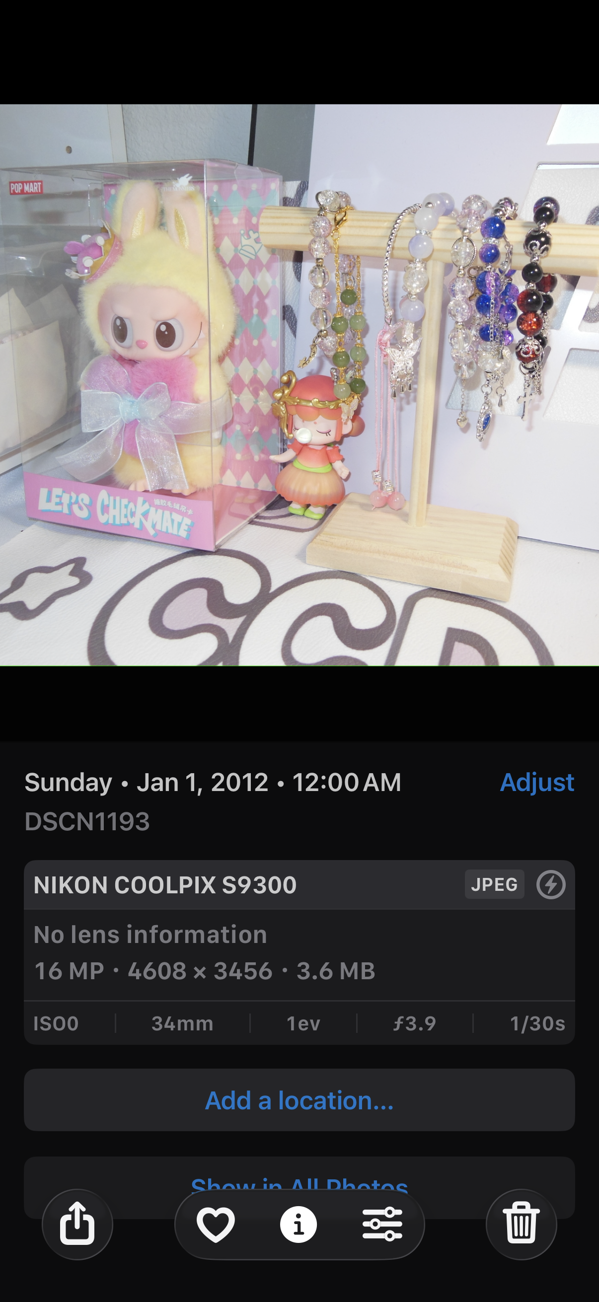 Nikon COOLPIX S9300 16.0MP 18xOptical Zoom Digital Camera Black
