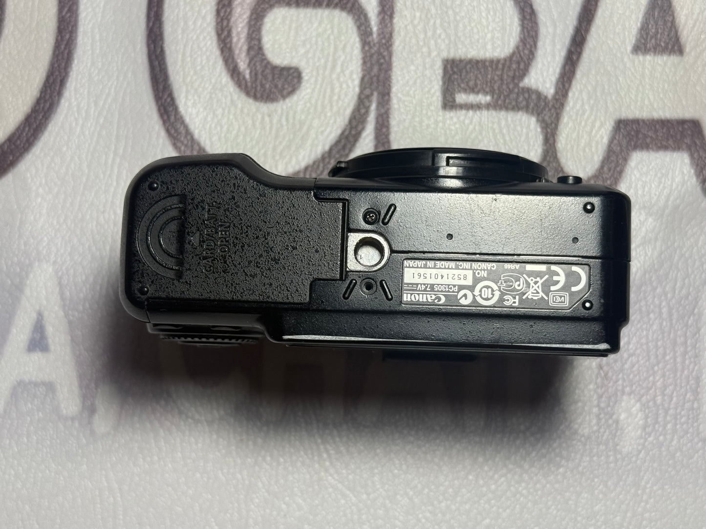 Canon PowerShot G10 10.0MP Digital Camera Black