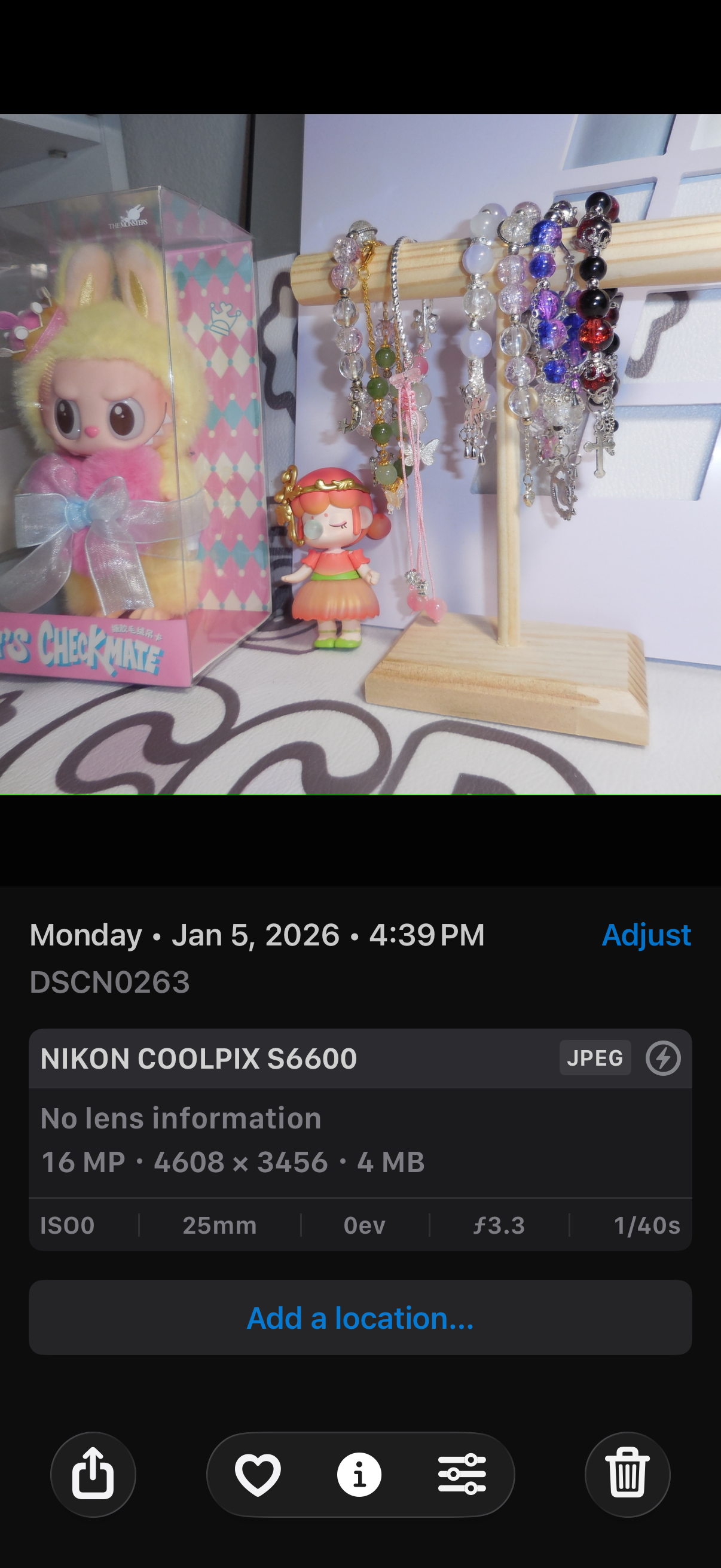 Nikon COOLPIX S6600 White 16.0MP Digital Camera