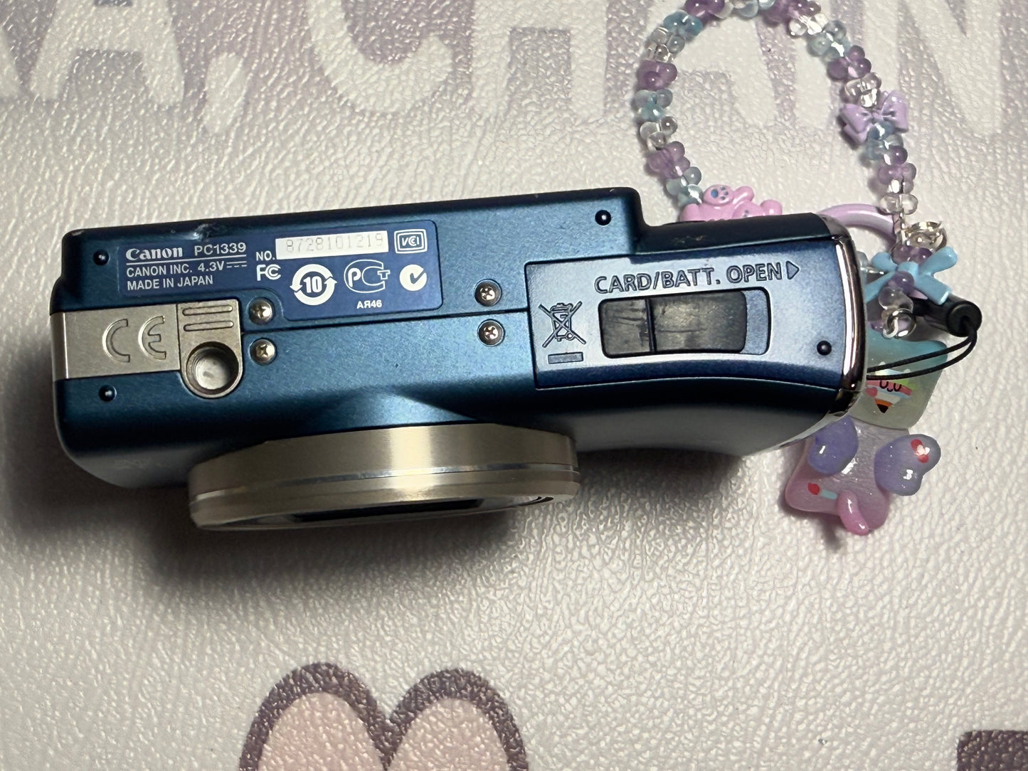 Canon PowerShot SX200 IS 12.1mp 12x Optical Zoom Digital Camera