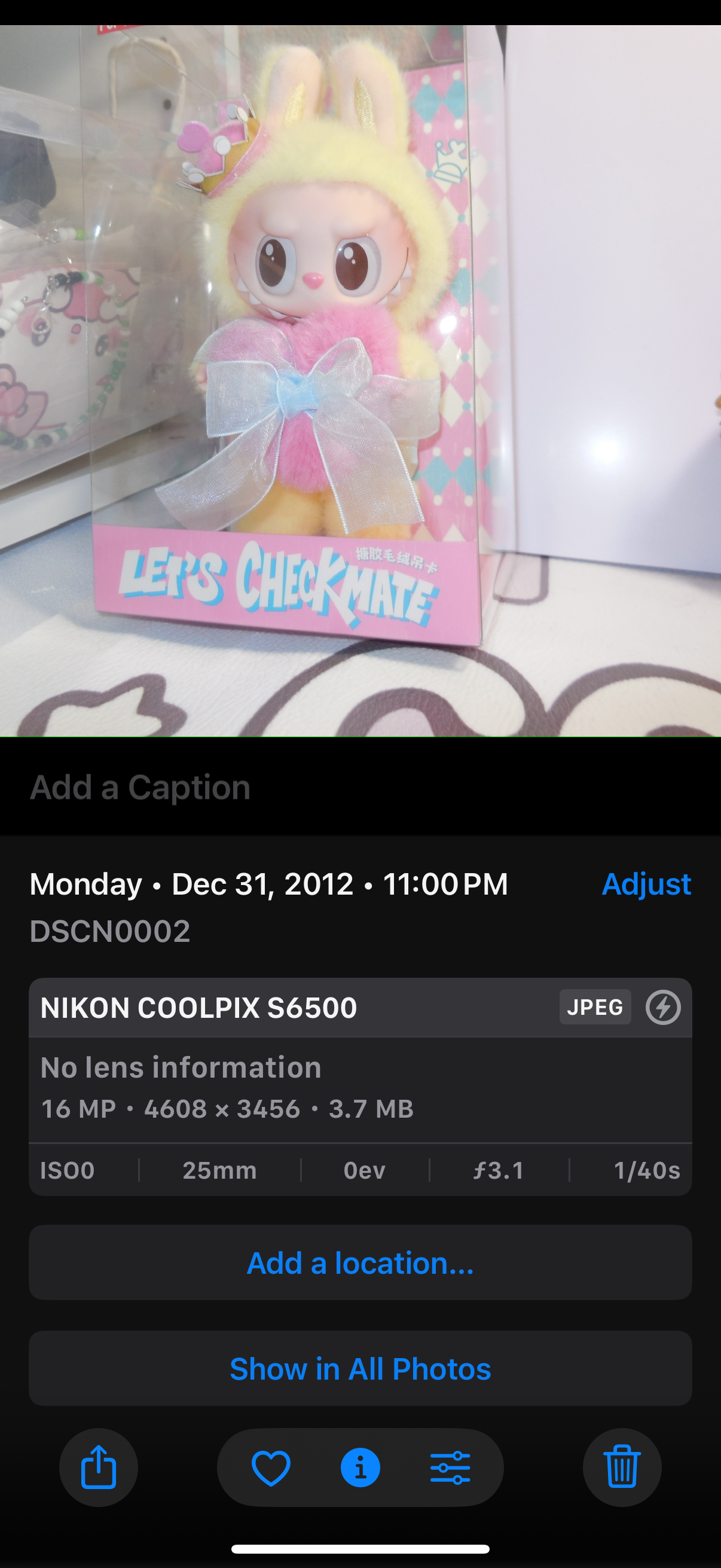 Nikon Coolpix S6500 16MP 12X Zoom Digital Camera Complete Red