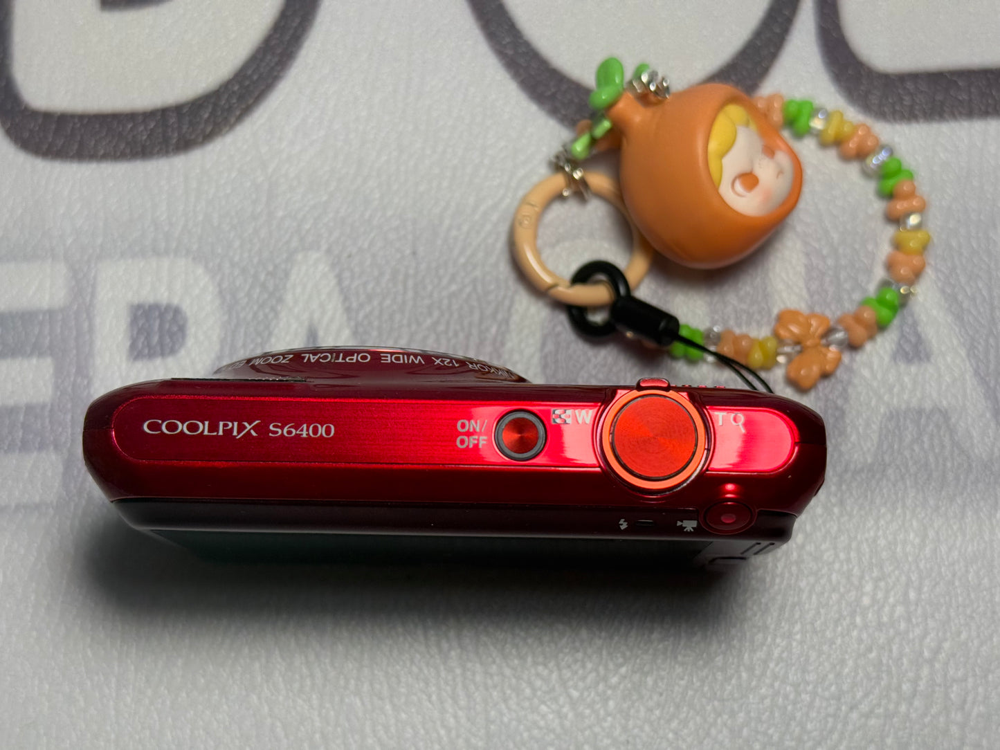 Nikon Coolpix S6400 16.0MP Digital Camera Red