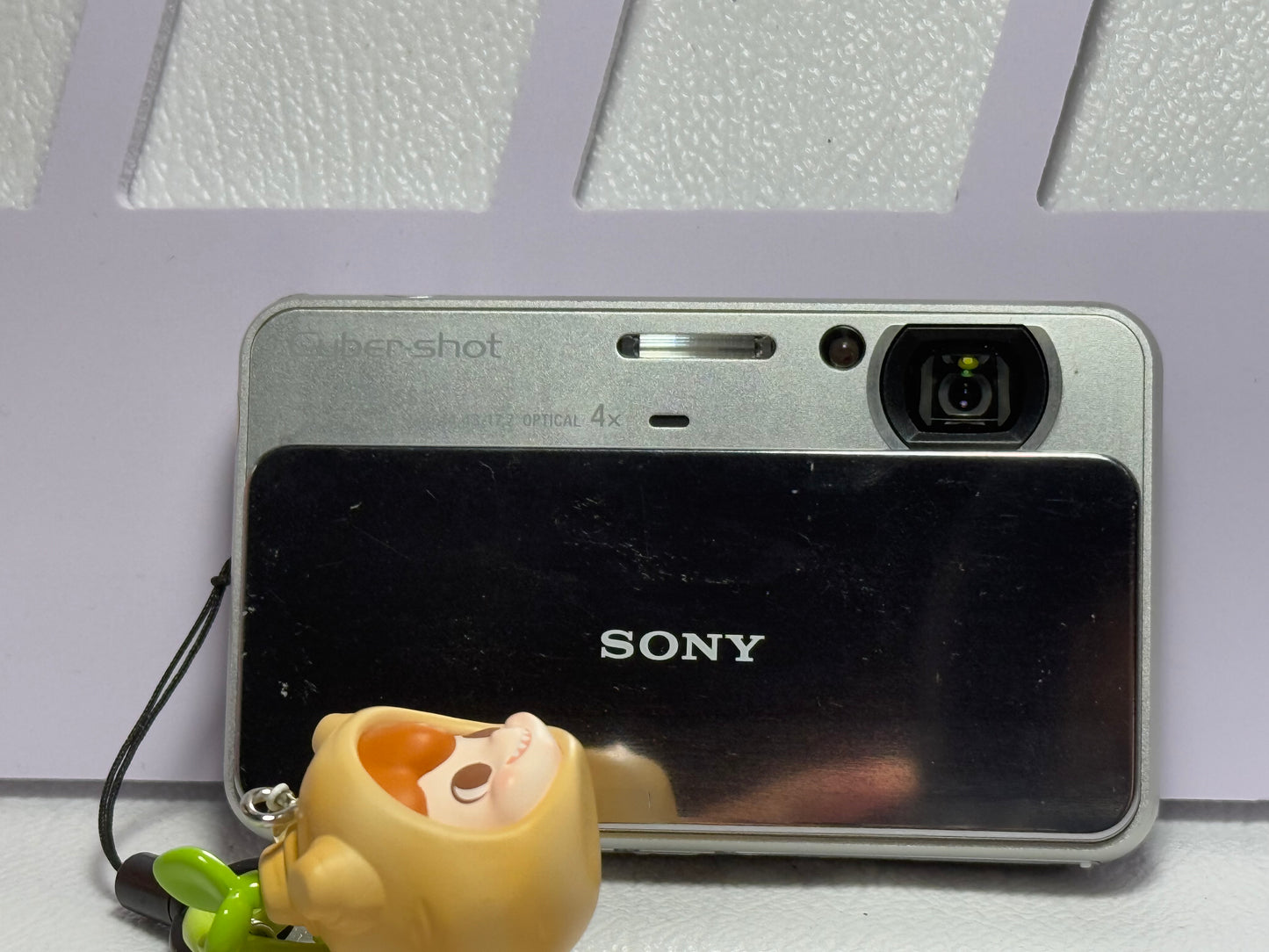 SONY DSC-T110 Digital Camera Cyber Shot