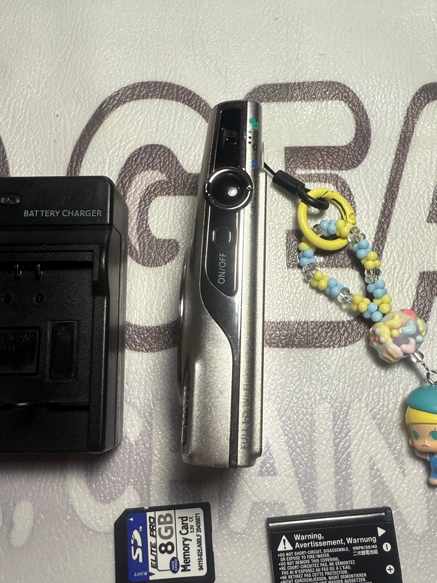 Canon PowerShot Digital ELPH 360 HS(IXUS285) IS Camera