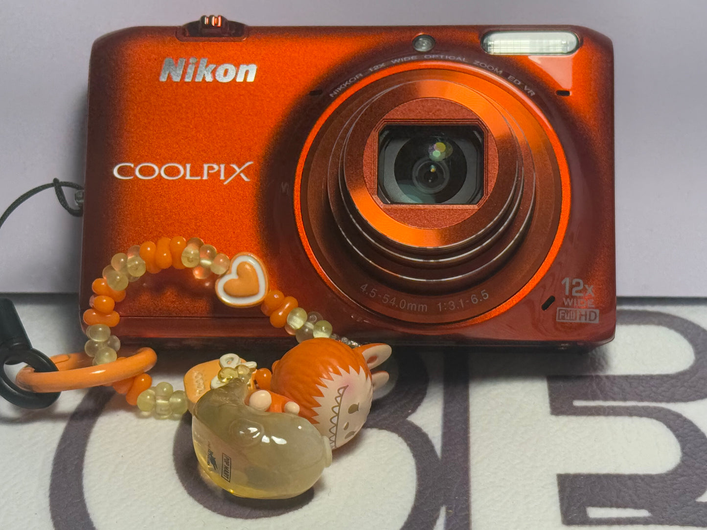 Nikon Coolpix S6500 16MP 12X Zoom Digital Camera Complete ORANGE