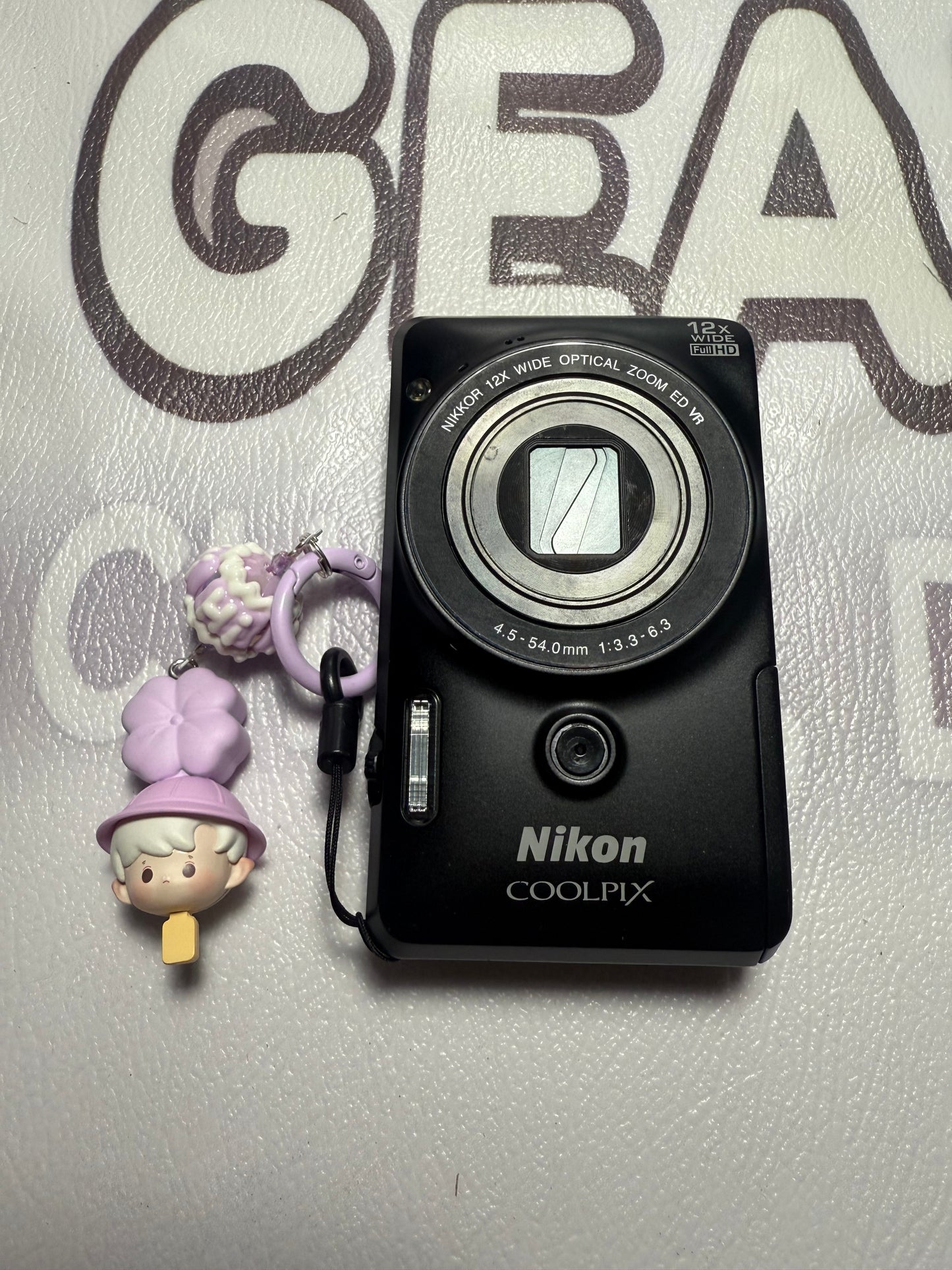 Nikon COOLPIX S6900 16.0MP Digital Camera - Black