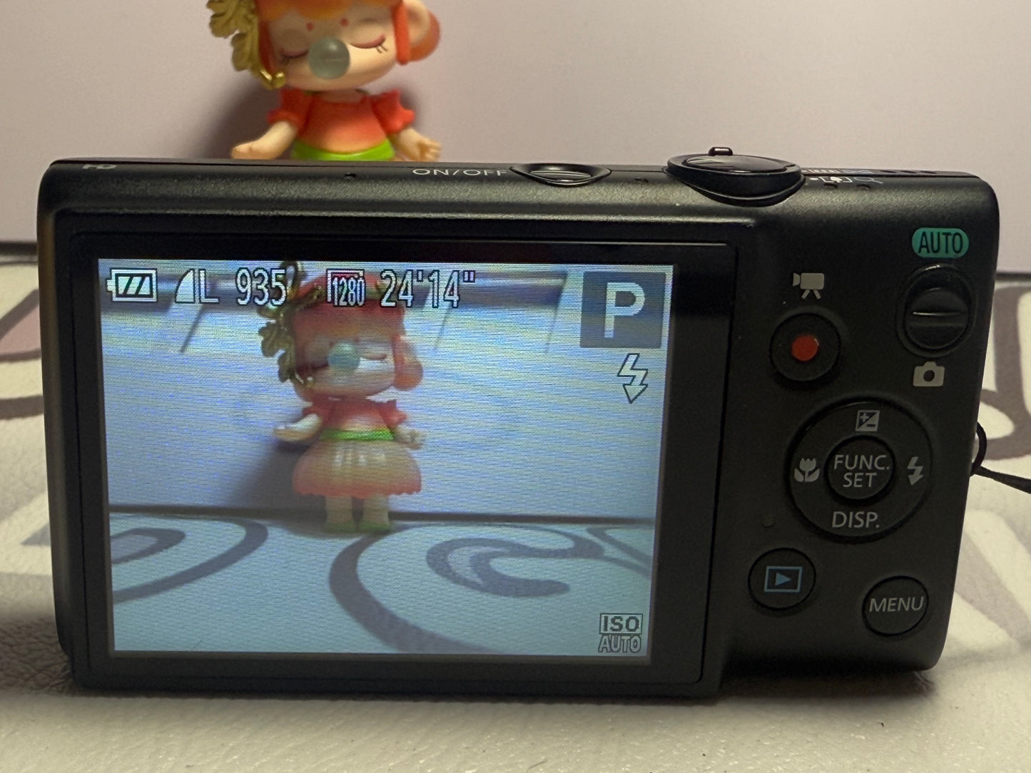 Canon PowerShot Digital ELPH 115 HS(IXUS132) IS Camera