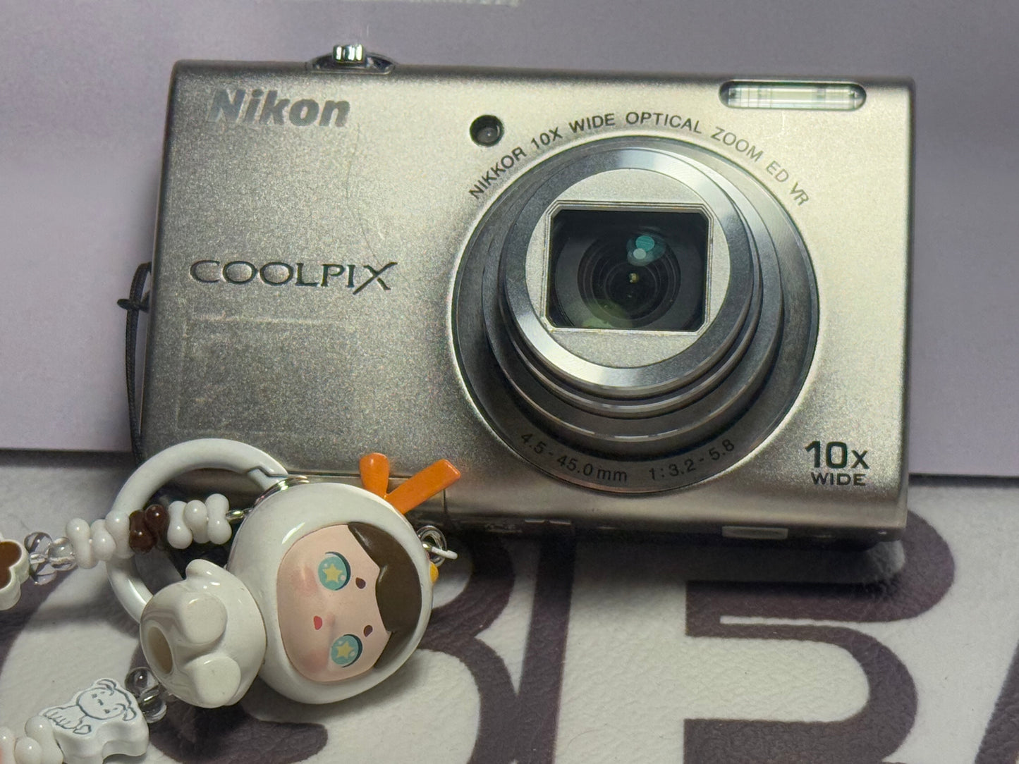 Nikon Coolpix S6200 Silver Digital Camera 16MP, 10X Optical Zoom