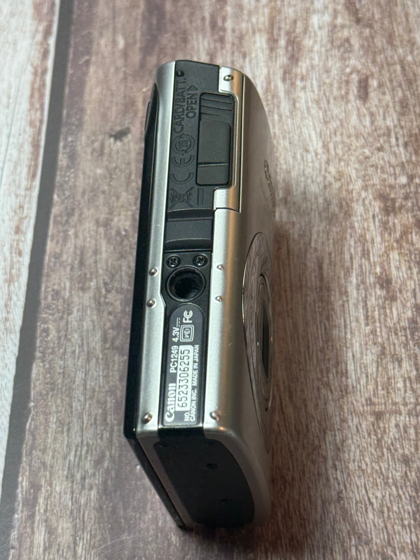 Canon PowerShot Digital SD870 IS (IXUS860) IS Camera