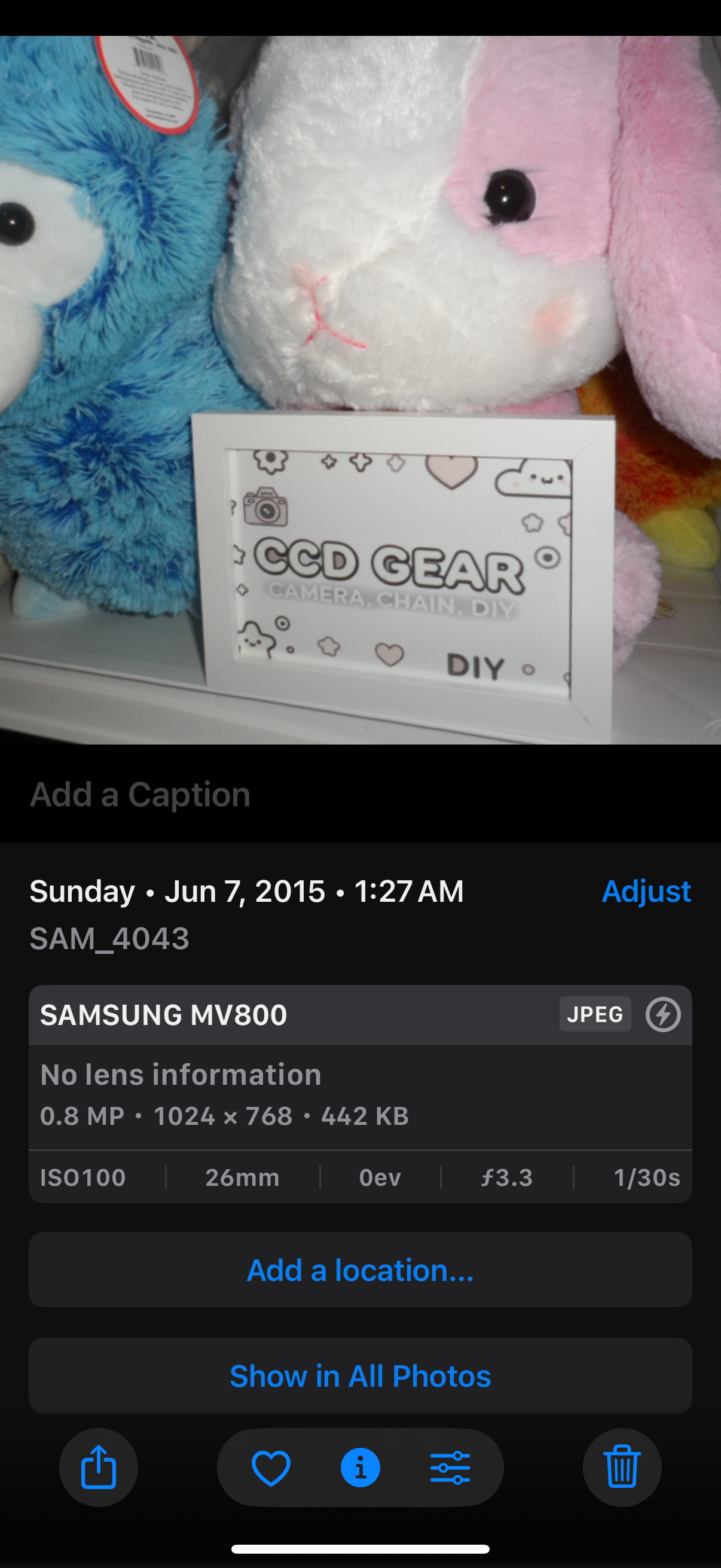 Samsung MV800 Flip-out 5x Zoom 16 Megapixels Touch English