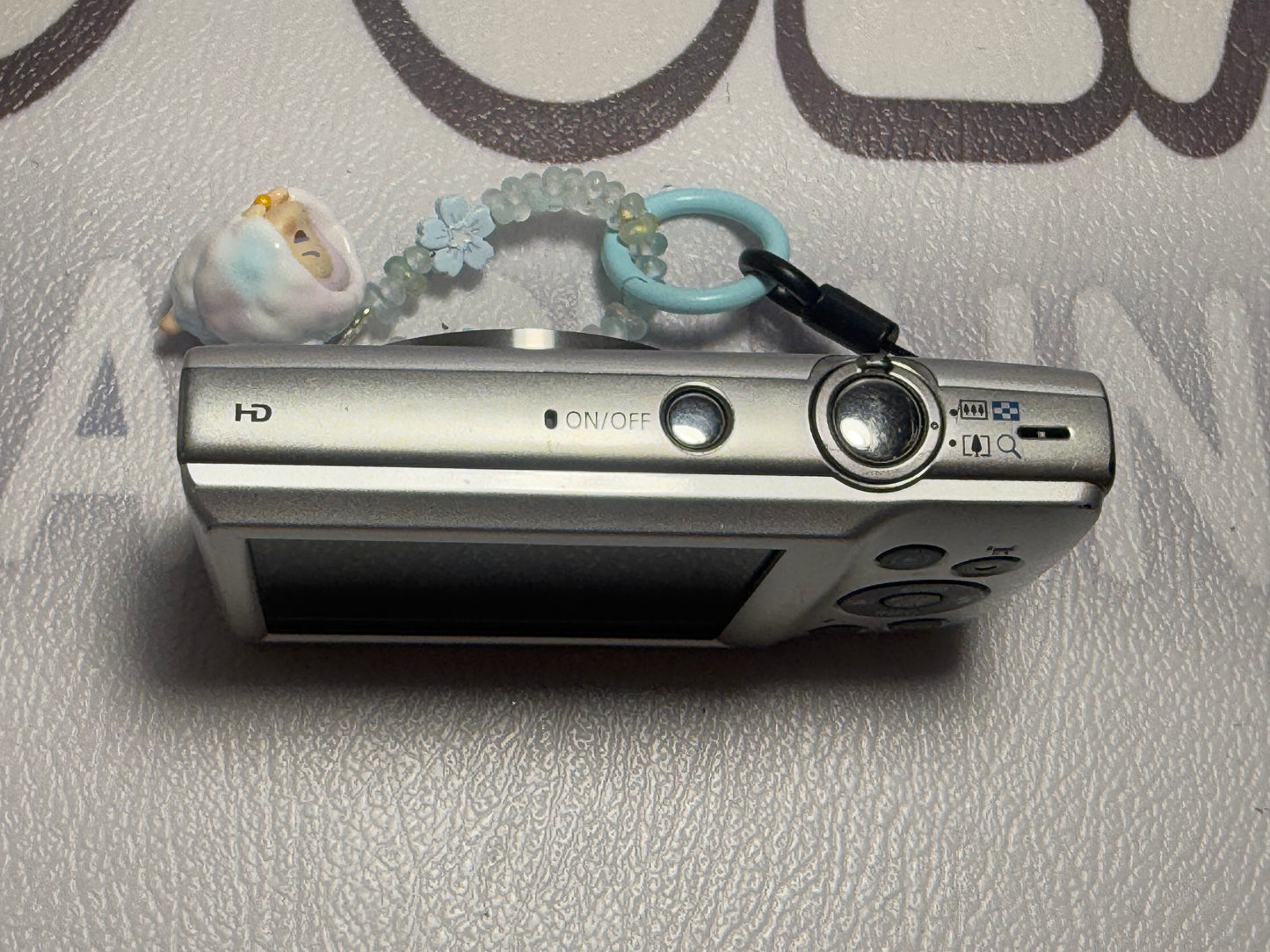 Canon PowerShot ELPH 180 20 MP 8x Zoom Digital Camera Silver