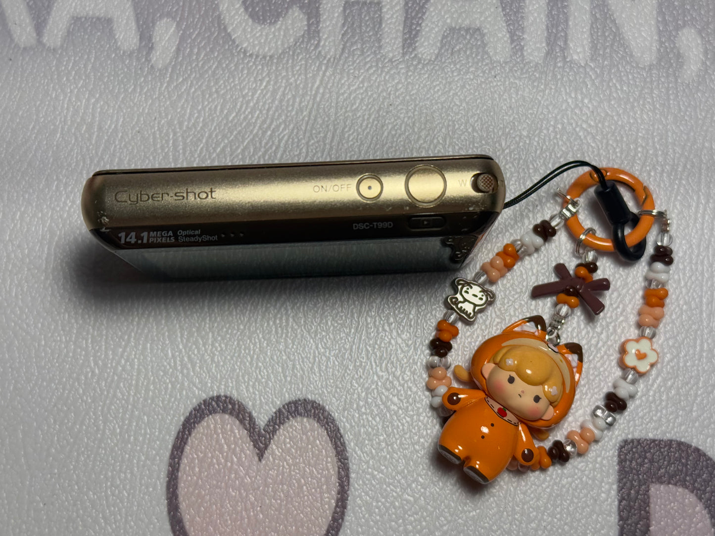 SONY Cyber Shot DSC-T99 14.1MP 4x Compact Digital Camera