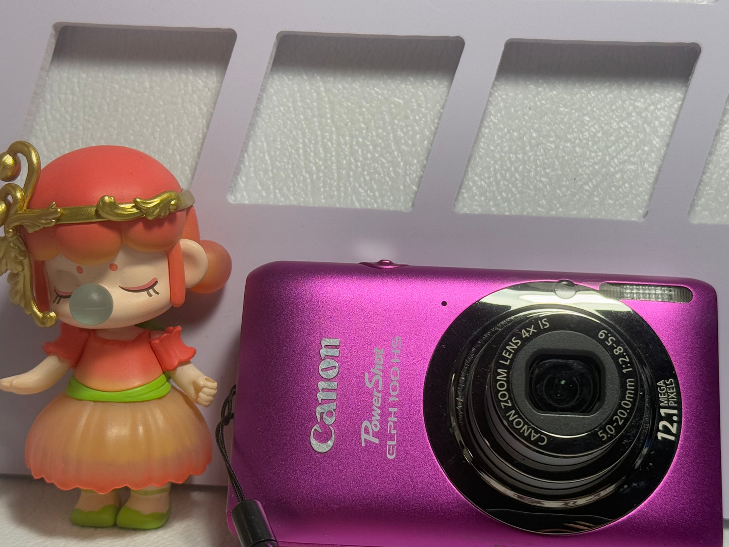 Canon PowerShot Digital ELPH 100 HS(IXUS115) IS Camera