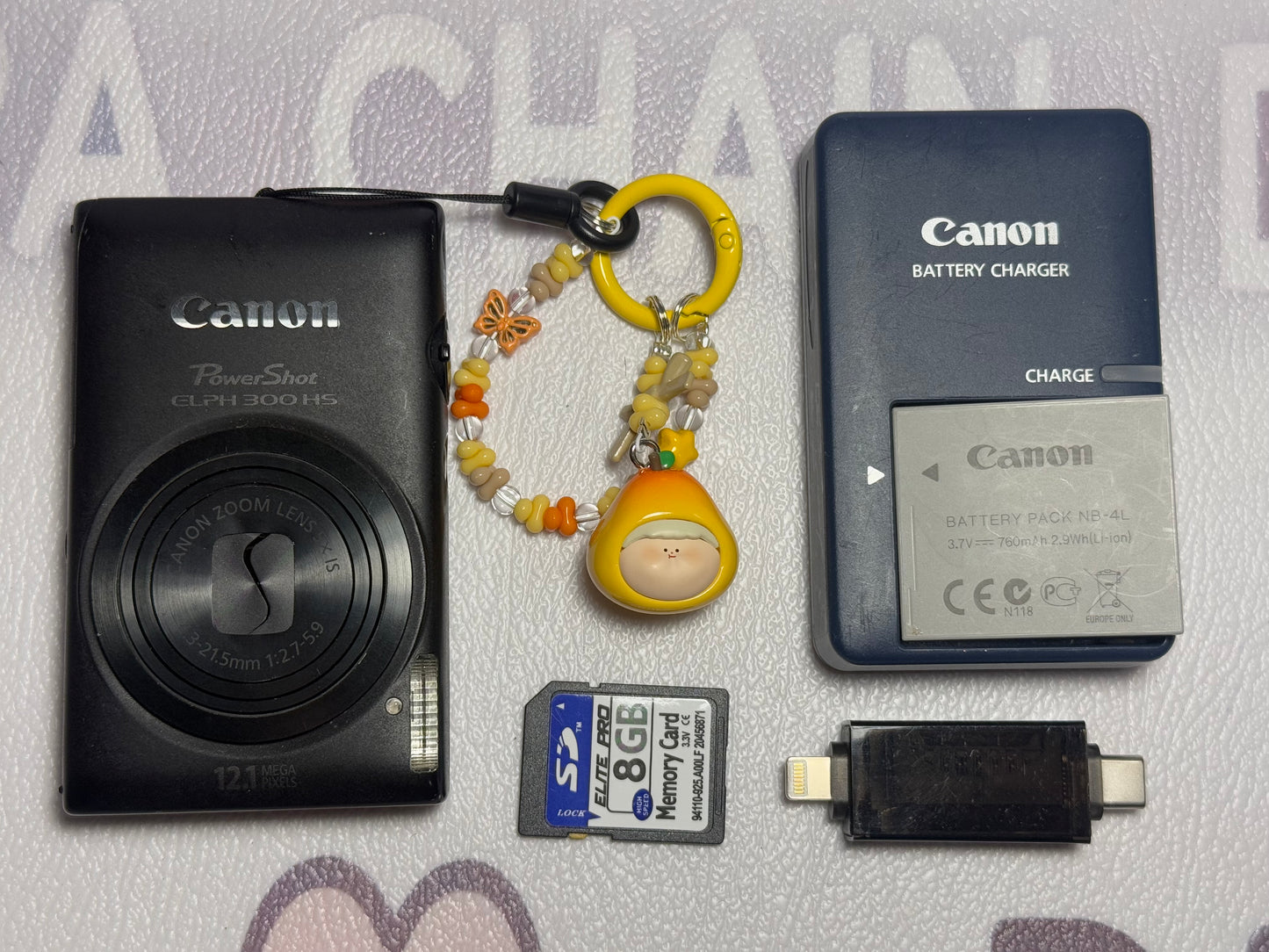 Canon PowerShot ELPH 300 HS / IXUS 220 HS 12.1MP Digital Camera - BLACK