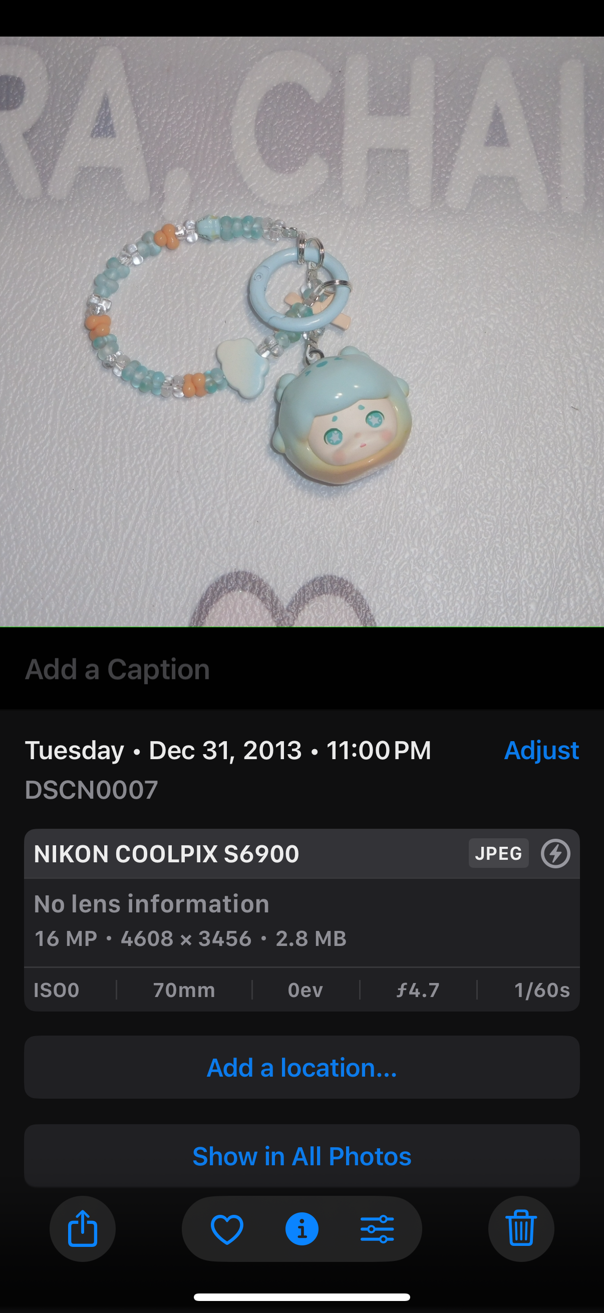 Nikon COOLPIX S6900 16.0MP Digital Camera - White