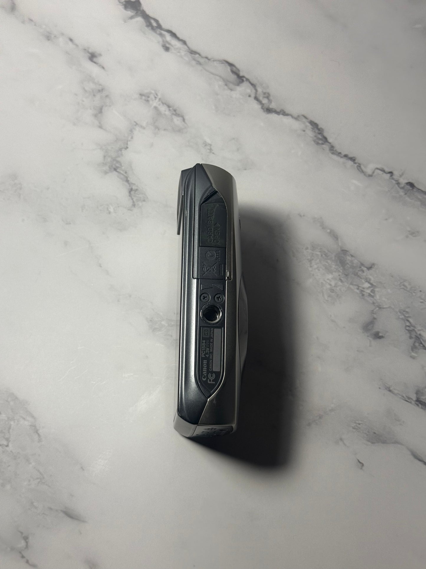 Canon PowerShot Digital ELPH 500 HS(IXUS310) IS Camera