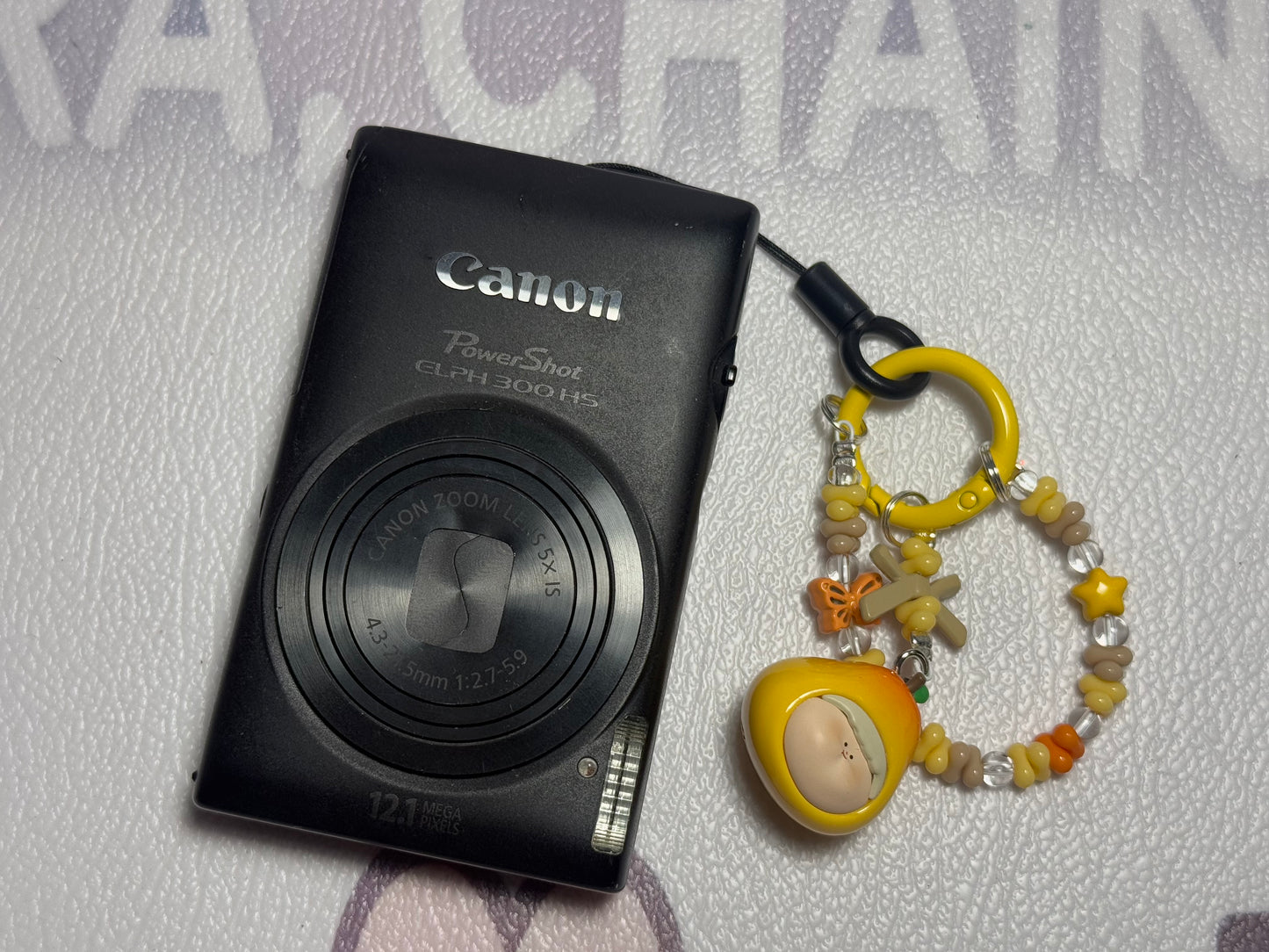 Canon PowerShot ELPH 300 HS / IXUS 220 HS 12.1MP Digital Camera - BLACK