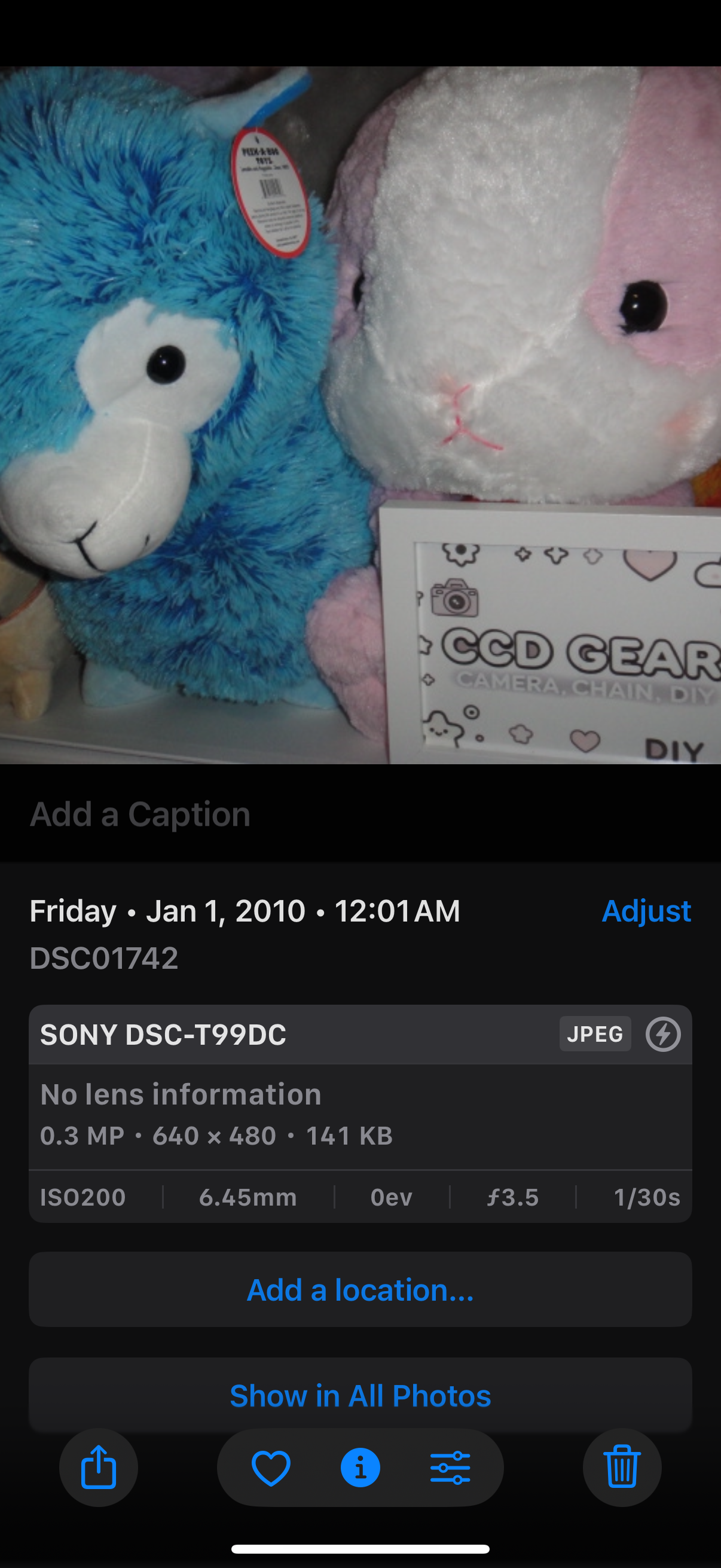 SONY Cyber Shot DSC-T99 14.1MP 4x Compact Digital Camera