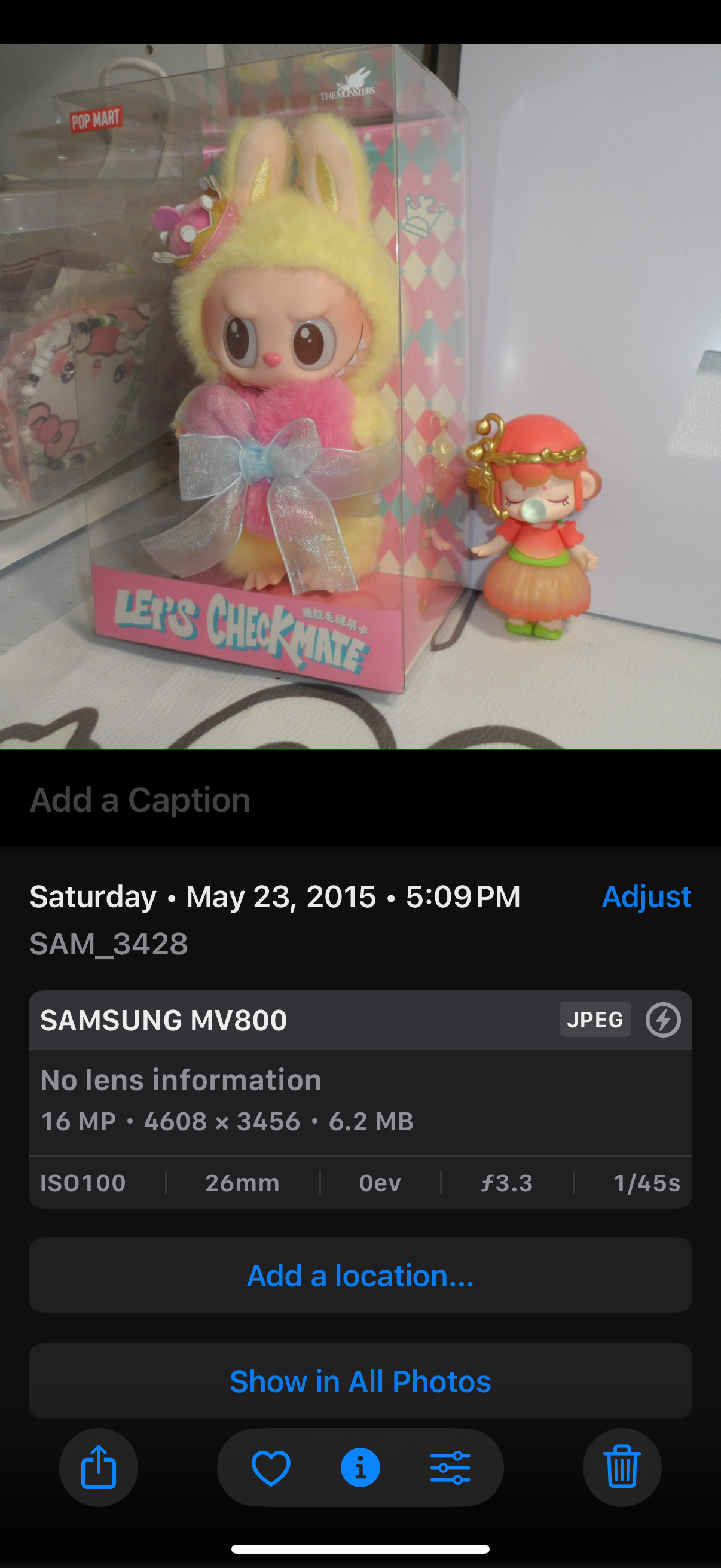 Samsung MV800 Flip-out 5x Zoom 16 Megapixels Touch English(hot pink)