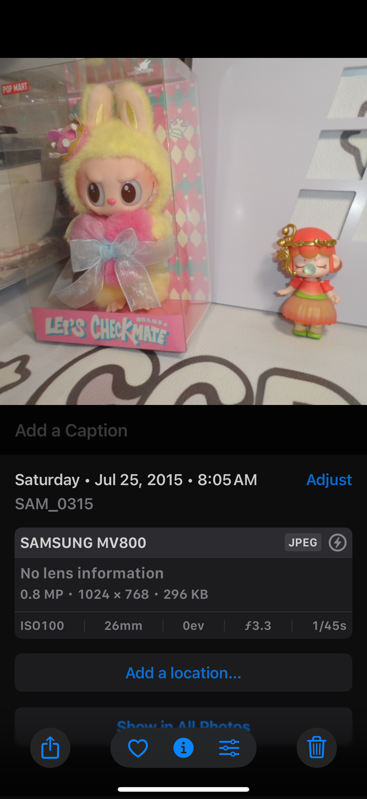 Samsung MV800 Flip-out 5x Zoom 16 Megapixels Touch English
