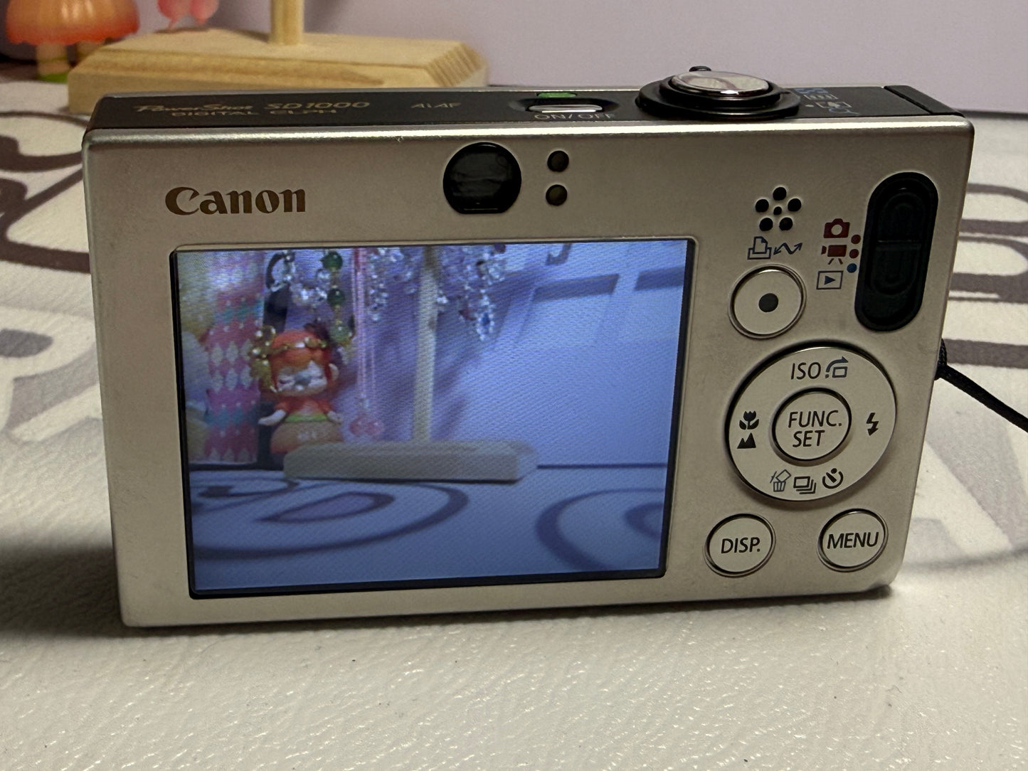 Canon PowerShot Digital SD1000 IS （IXUS 80） IS Camera