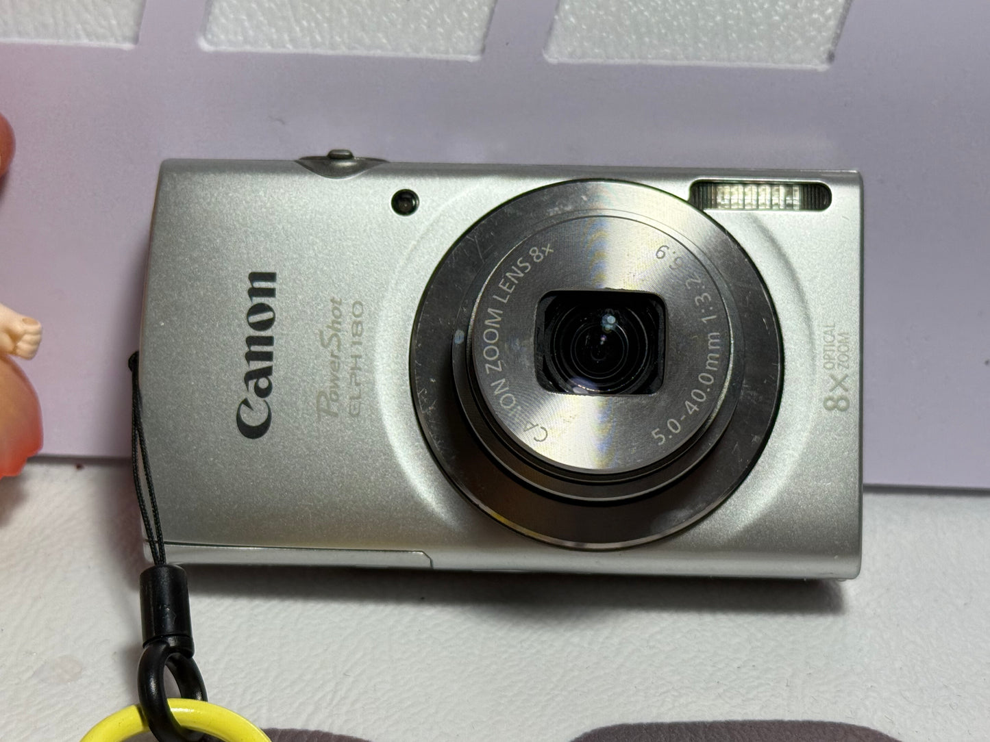 Canon PowerShot ELPH 180 20 MP 8x Zoom Digital Camera Silver