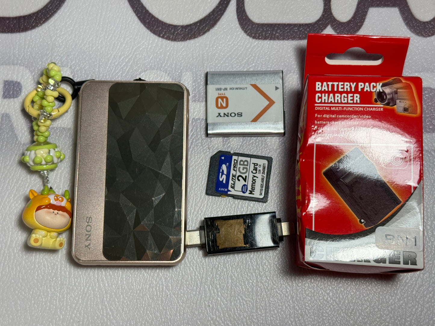 Sony Cybershot T110D（Gold Colors）