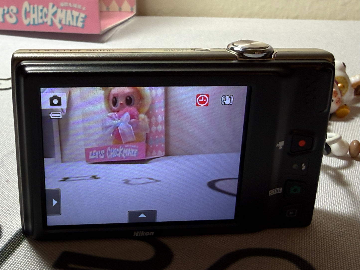 Nikon COOLPIX S6100 14.2MP Compact Digital camera