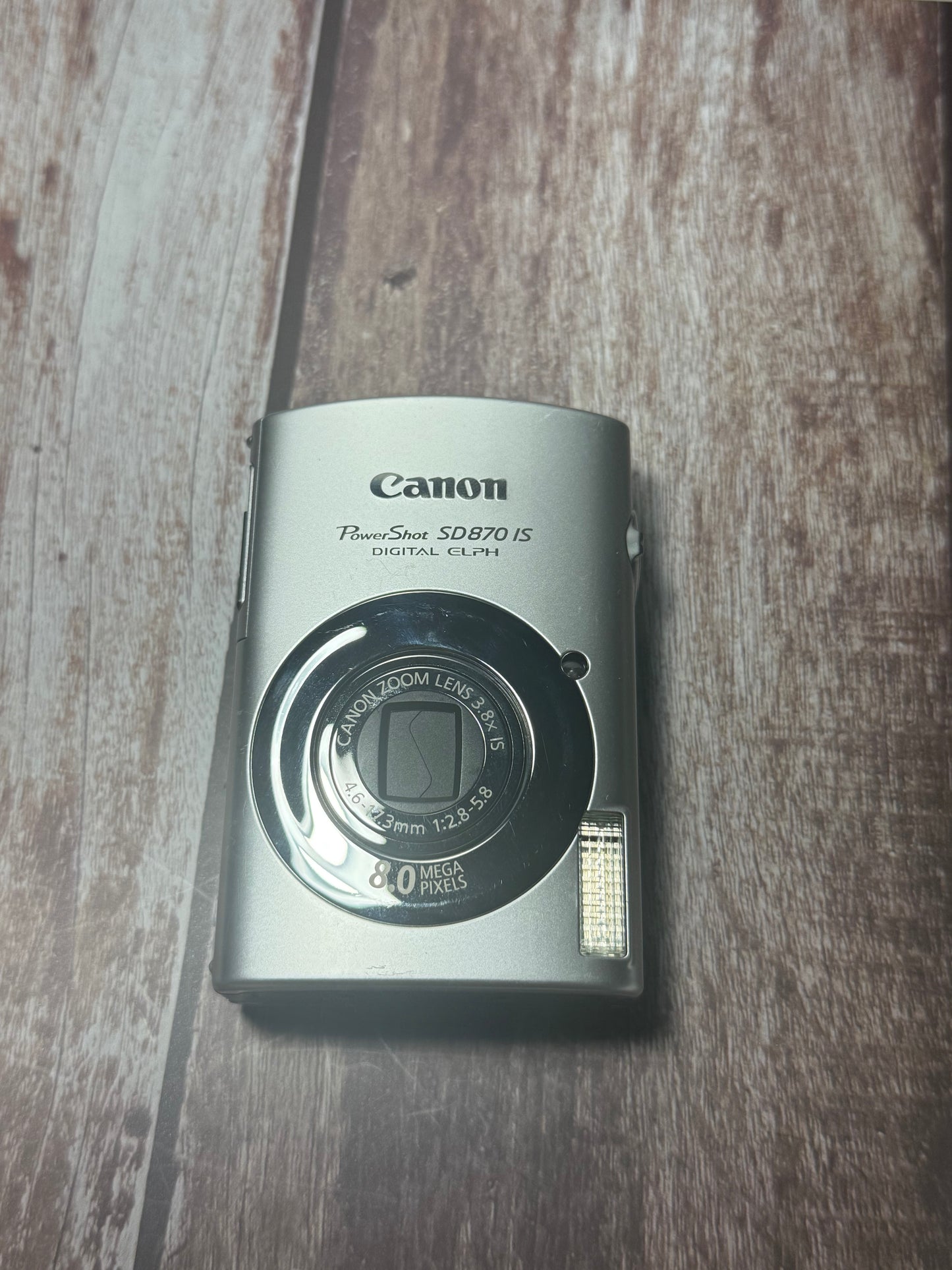 Canon PowerShot Digital SD870 IS （IXUS860） IS Camera