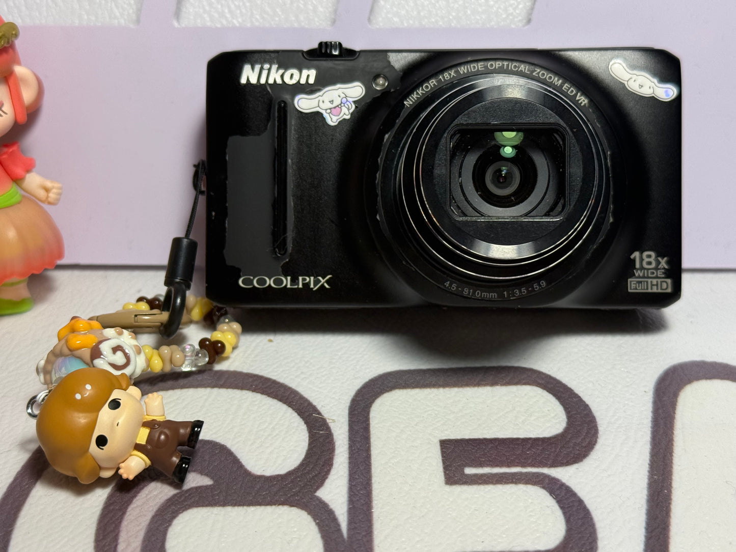 Nikon COOLPIX S9200 12.1MP 18x Optical Zoom Digital Camera
