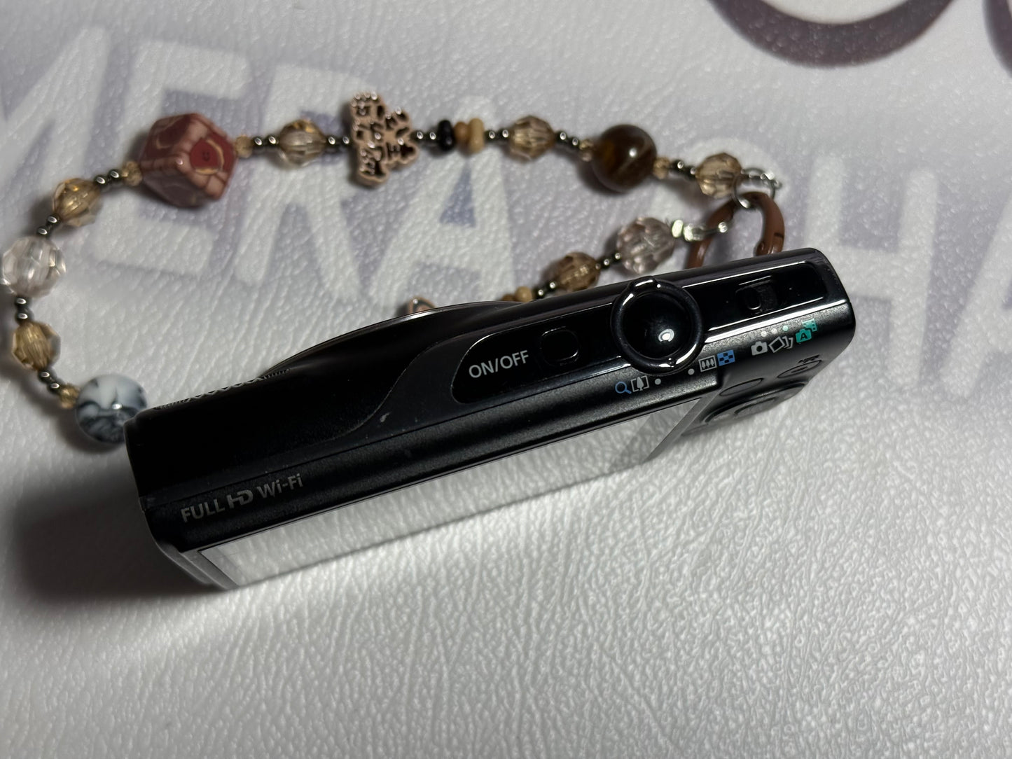 Canon PowerShot Digital ELPH 360 HS（IXY650） IS camera