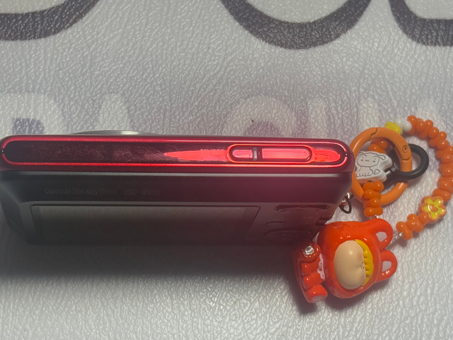 Sony DSC-W670 16.1MP Cybershot Digital Camera