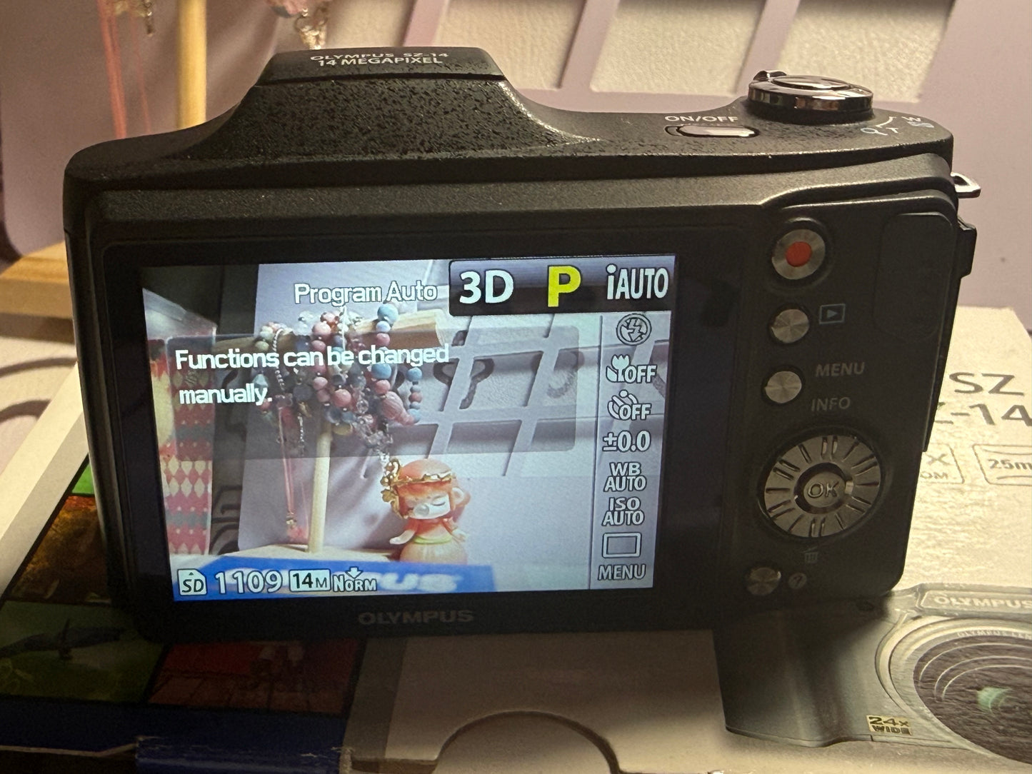 Olympus SZ-14 14MP Digital Camera Black（NEW）