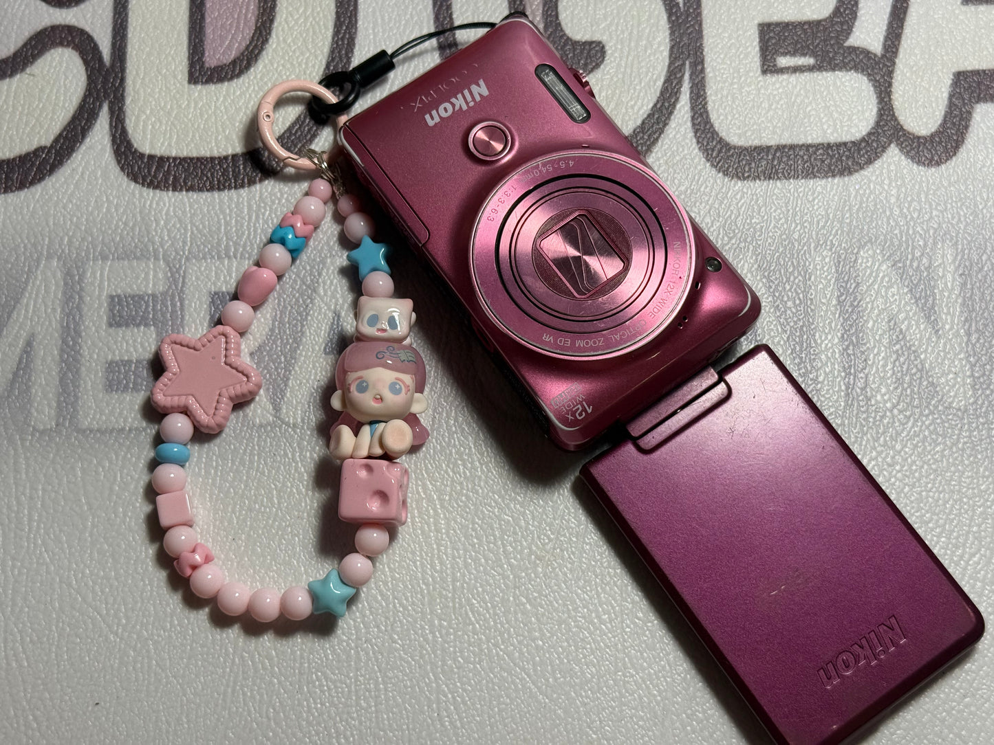 Nikon COOLPIX S6900 16.0MP Digital Camera - Pink