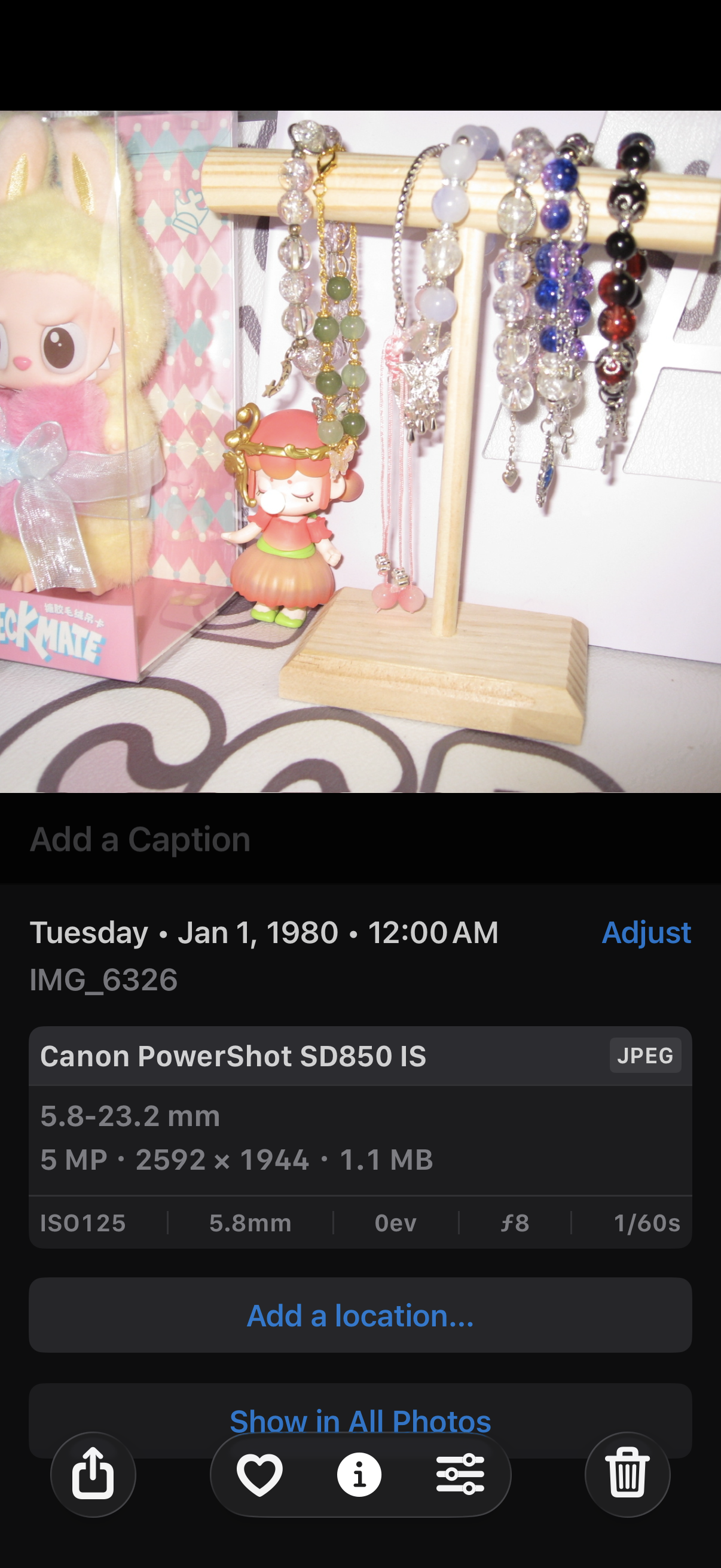 Canon PowerShot SD850 IS （IXUS950） Digital ELPH 8.0MP Compact Camera