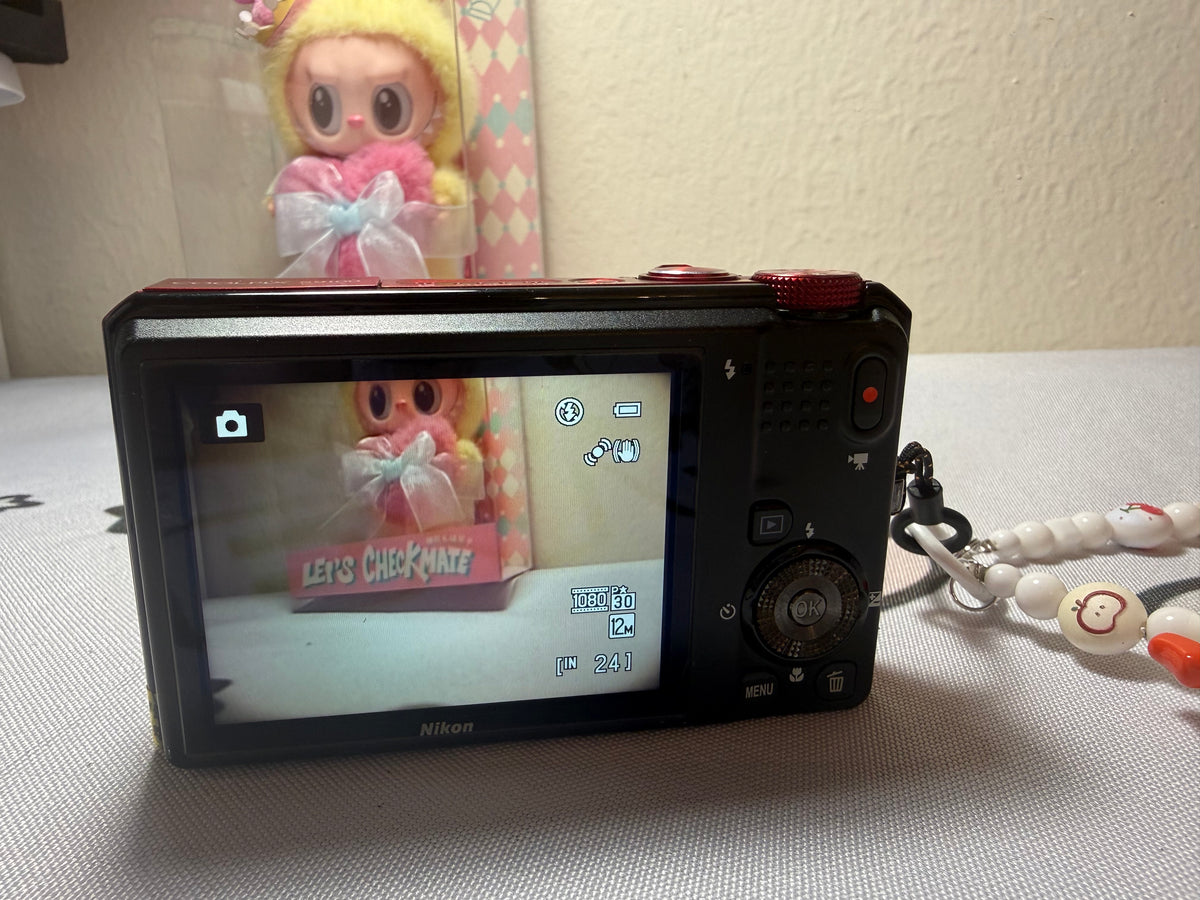 Nikon COOLPIX S9100 Black 12.1MP 18x Optical Zoom Digital Camera