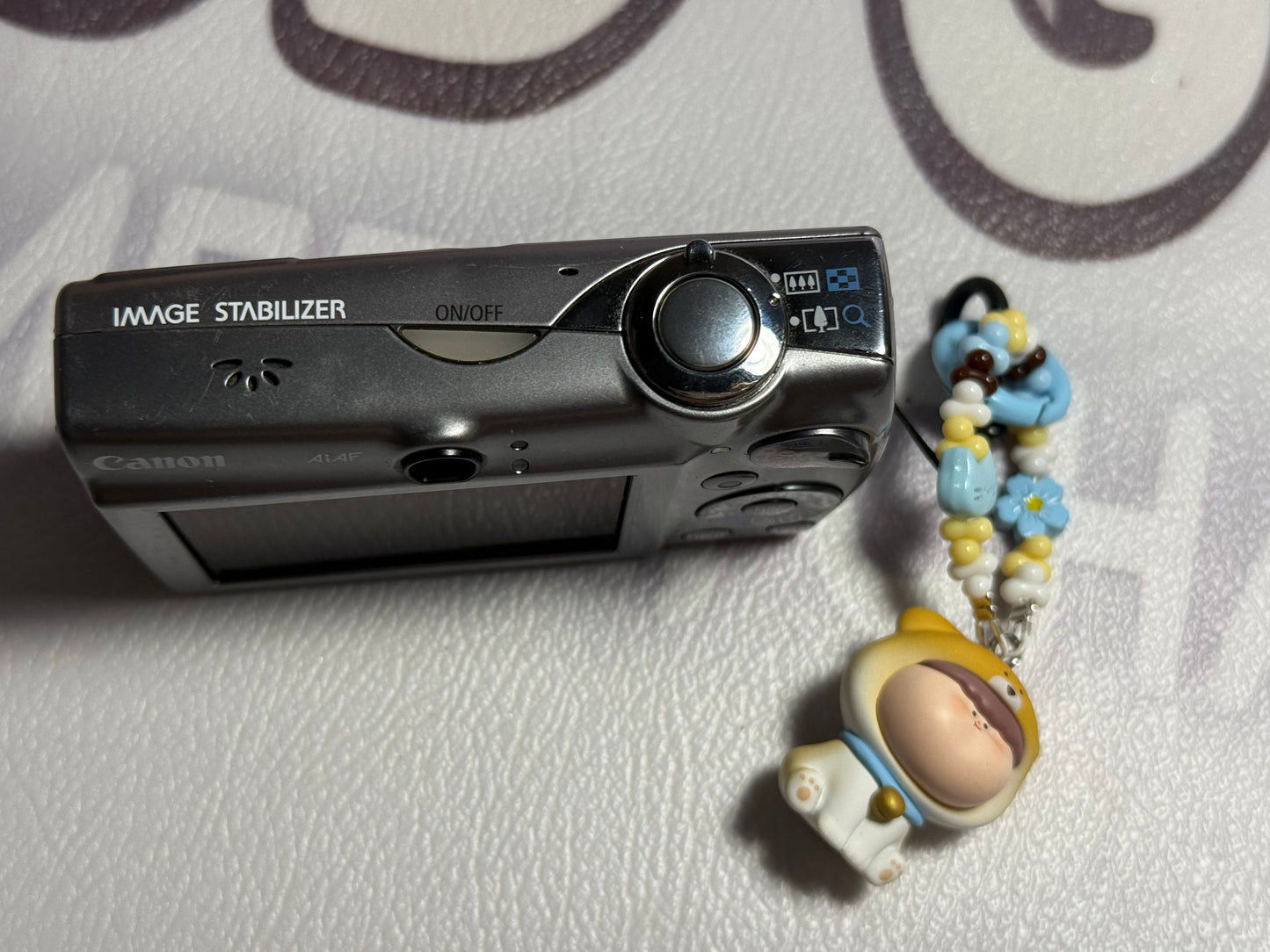 Canon PowerShot Digital SD800 IS （IXUS850） IS Camera