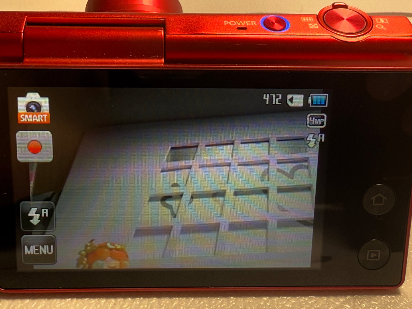 Samsung MV800 Flip-out Touch Screen Vlog Digital Camera 16.2 Megapixel