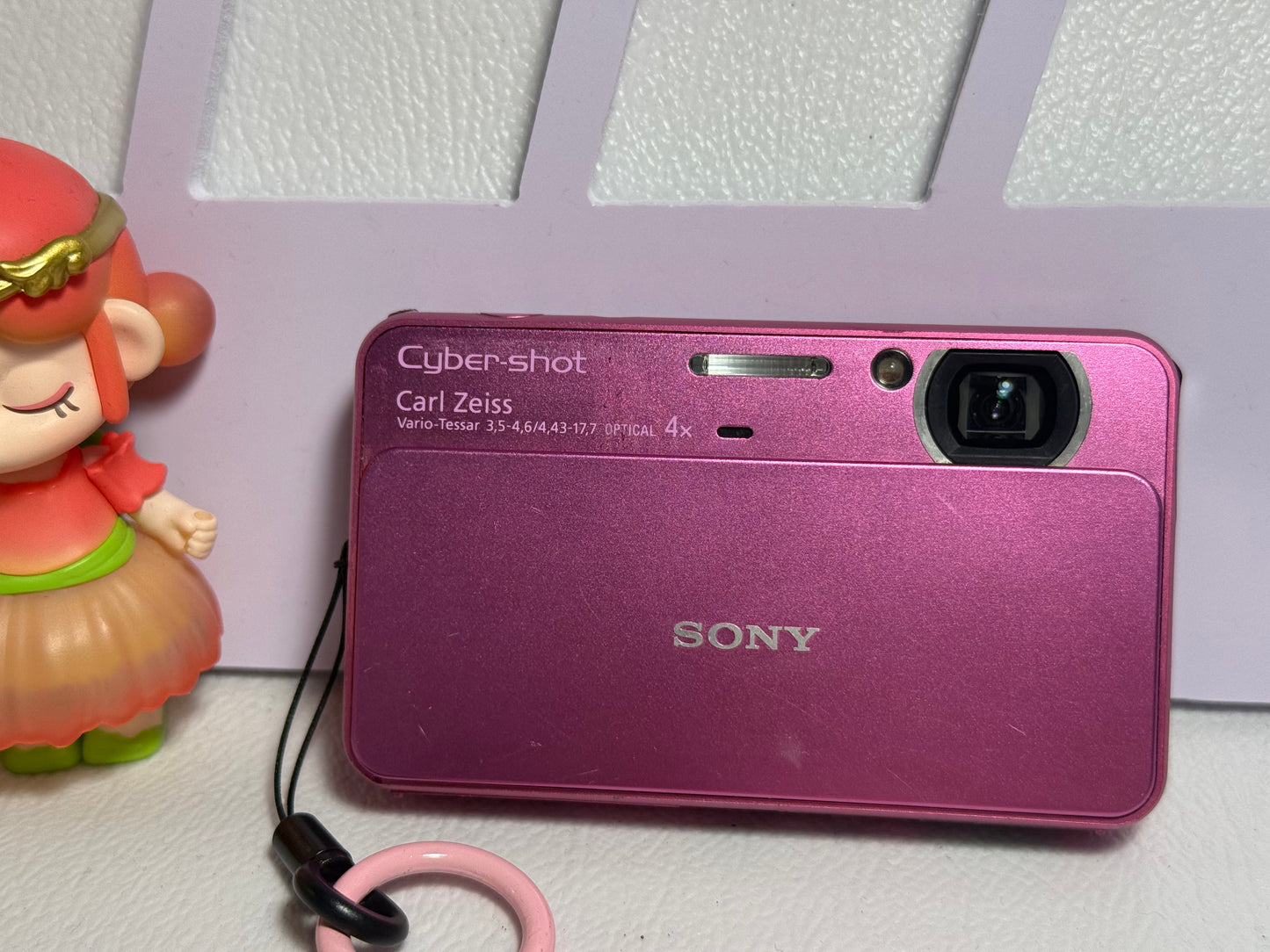 SONY DSC-T99 Digital Camera Cyber Shot Pink