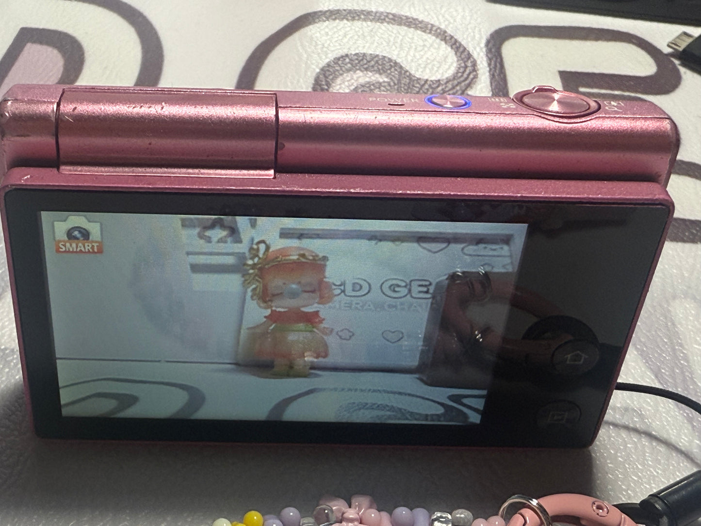 Samsung MV800 Flip-out Touch Screen Vlog Digital Camera 16.2 Megapixel