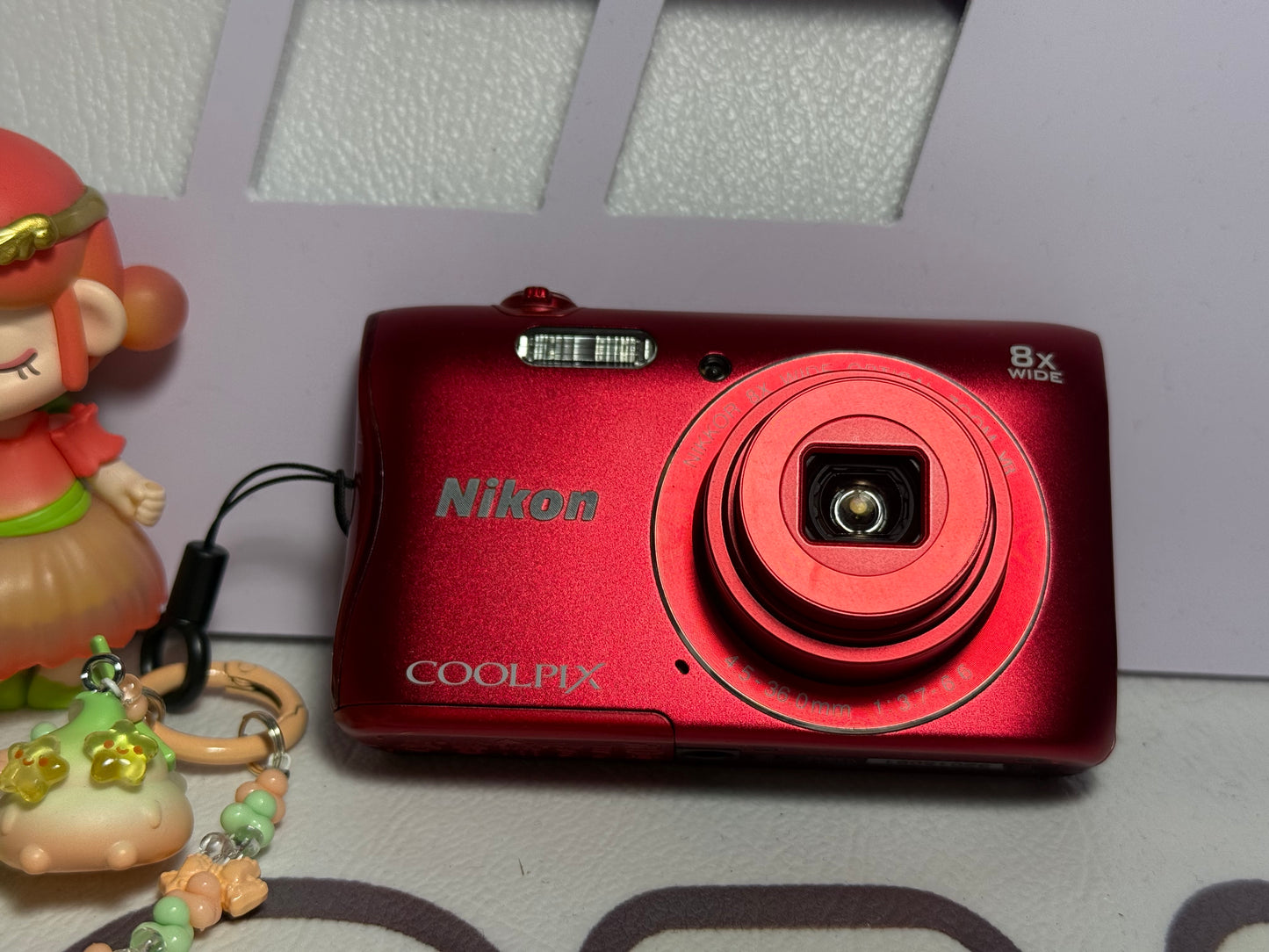 Nikon COOLPIX S3700 20.1MP Red Digital Camera