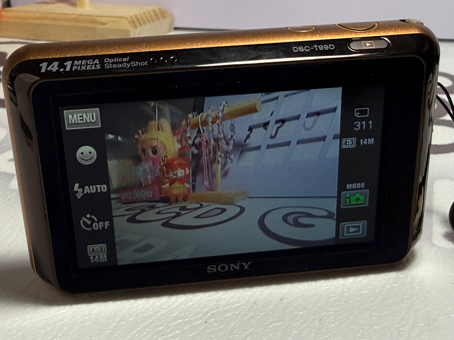 SONY Cyber Shot DSC-T99D 14.1MP Digital Camera