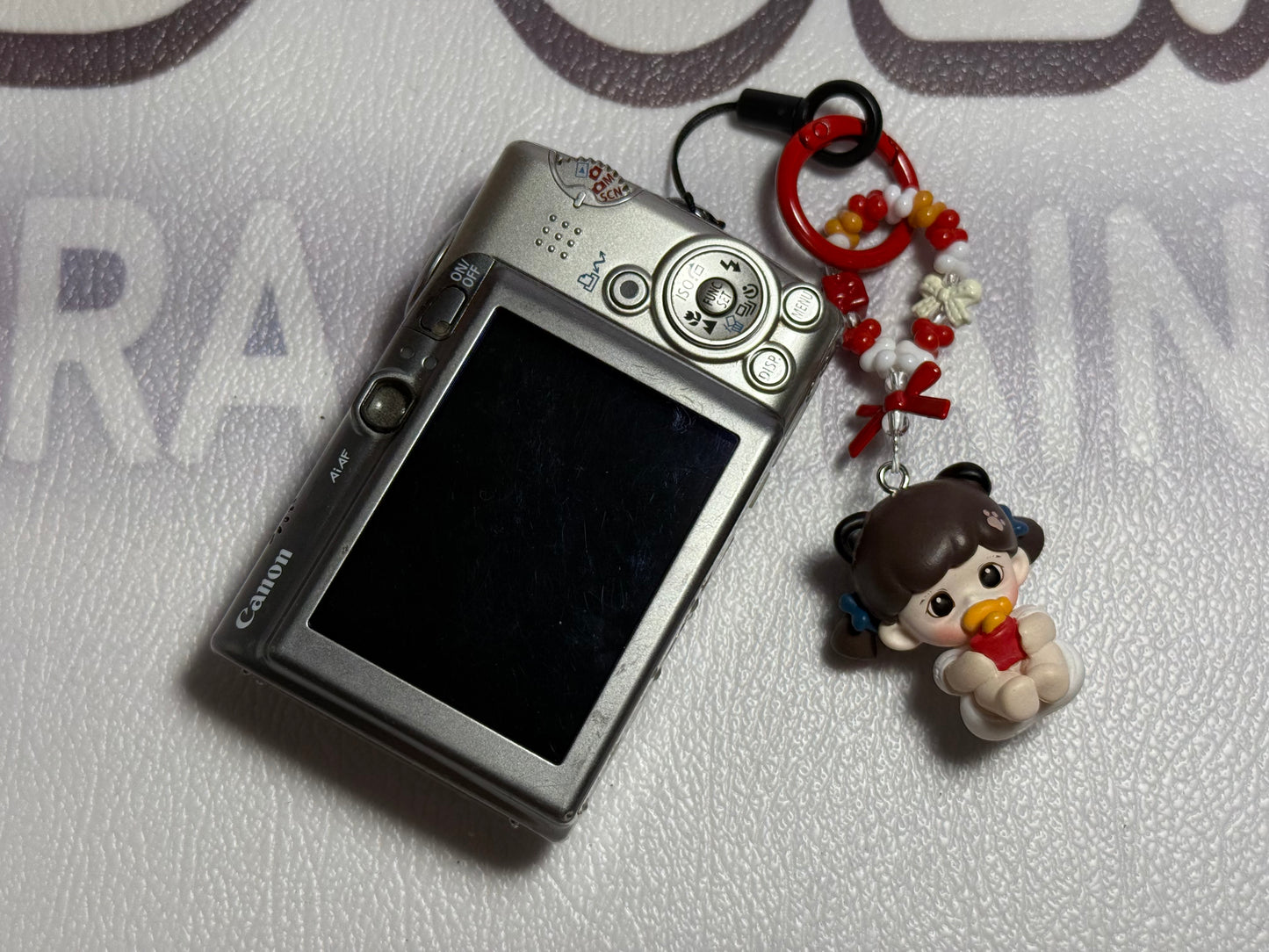 Canon PowerShot SD850 IS （IXUS950） Digital ELPH 8.0MP Compact Camera