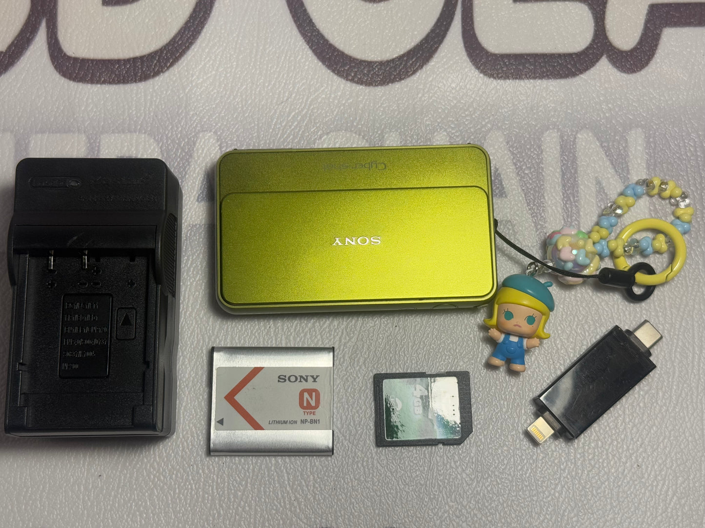 SONY DSC-T99 Digital Camera Cyber Shot