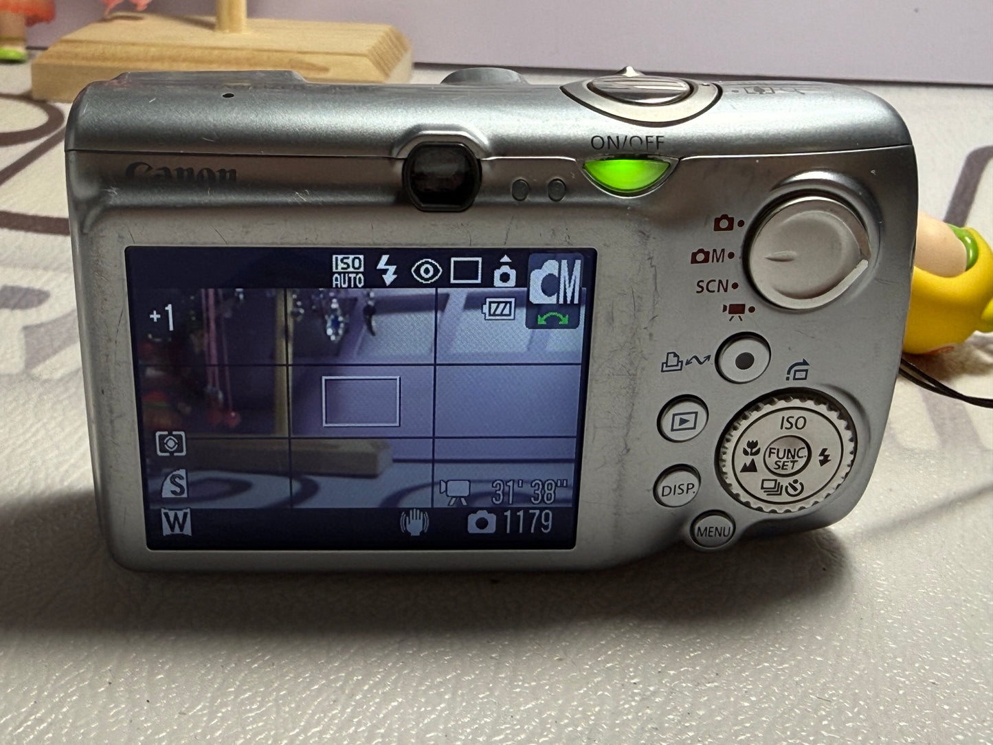 Canon PowerShot Digital SD890 IS （IXUS970IS） IS Camera