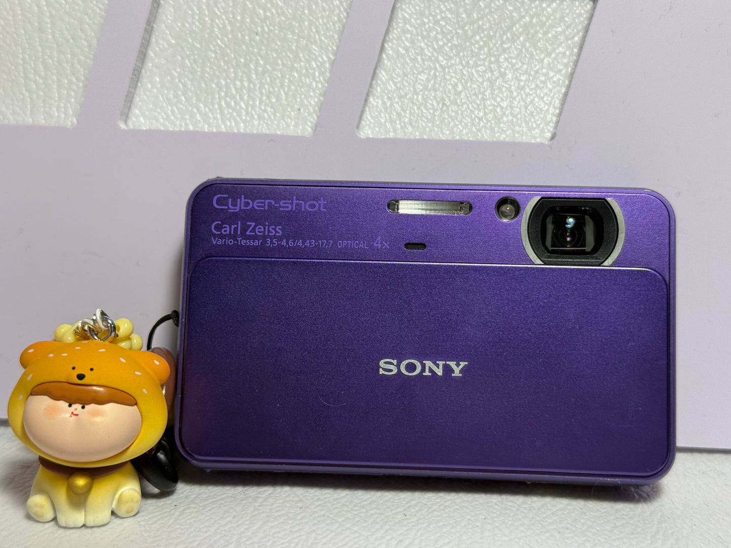 SONY DSC-T99C Digital Camera Cyber Shot