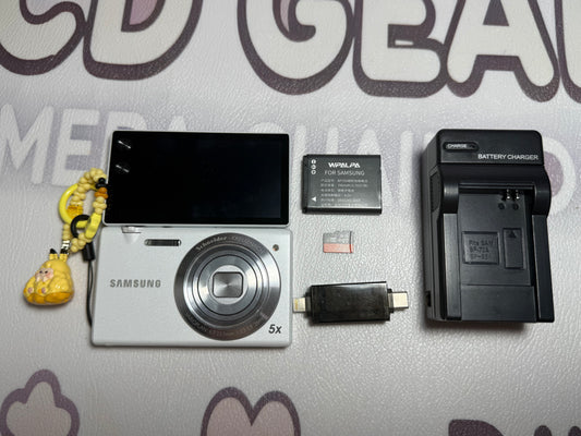 Samsung MV800 Flip-out 5x Zoom 16 Megapixels Touch English