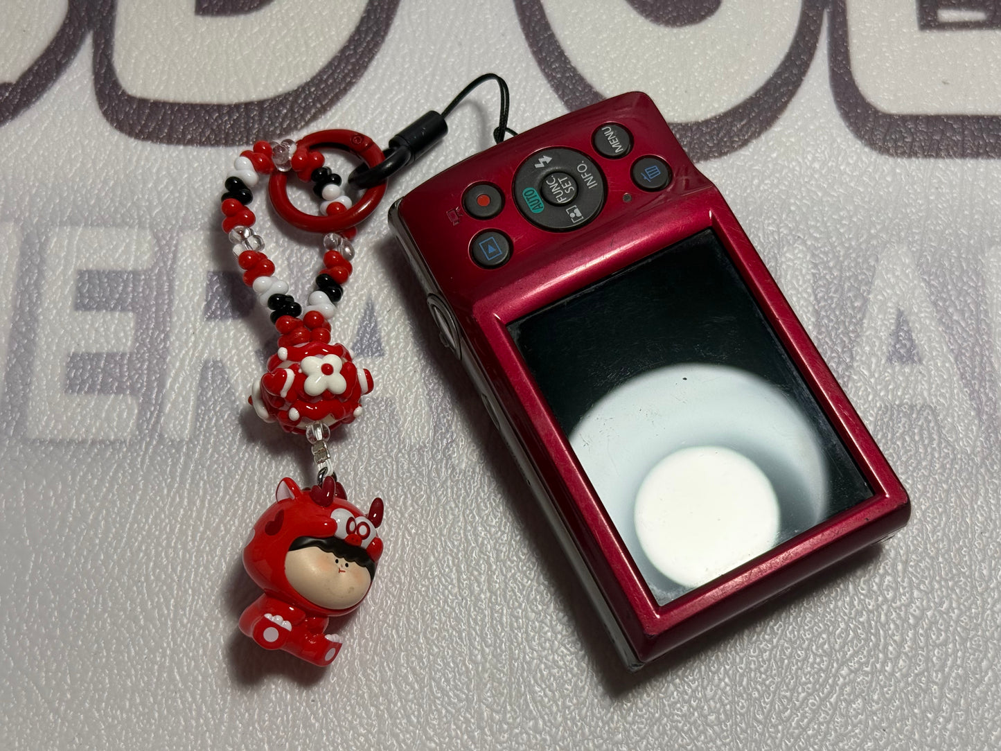 Canon PowerShot ELPH 180 20 MP 8x Zoom Digital Camera Red