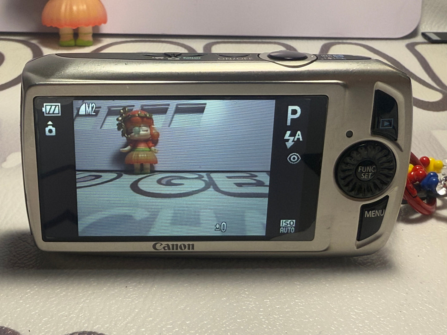 Canon PowerShot SD 4000 IS/IXUS 300 HS